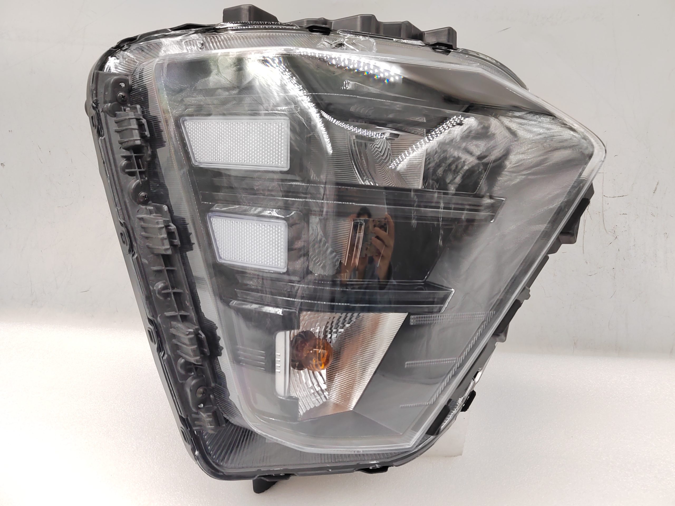 HYUNDAI KONA II 2023-2025 LED R.H.S HEADLIGHT ASSEMBLY