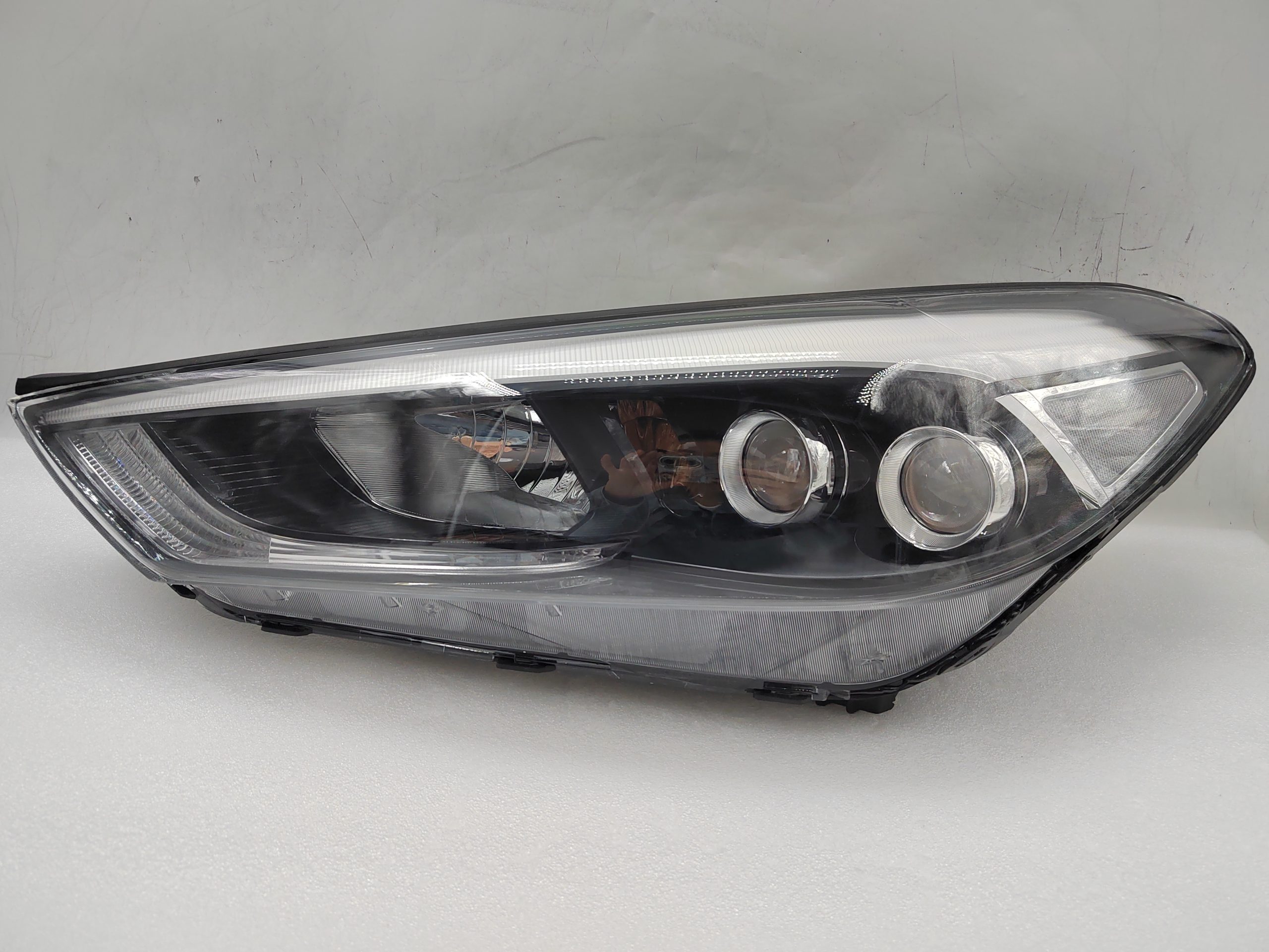 HYUNDAI TUCSON 2015-2017 LED L.H.S HEADLIGHT ASSEMBLY