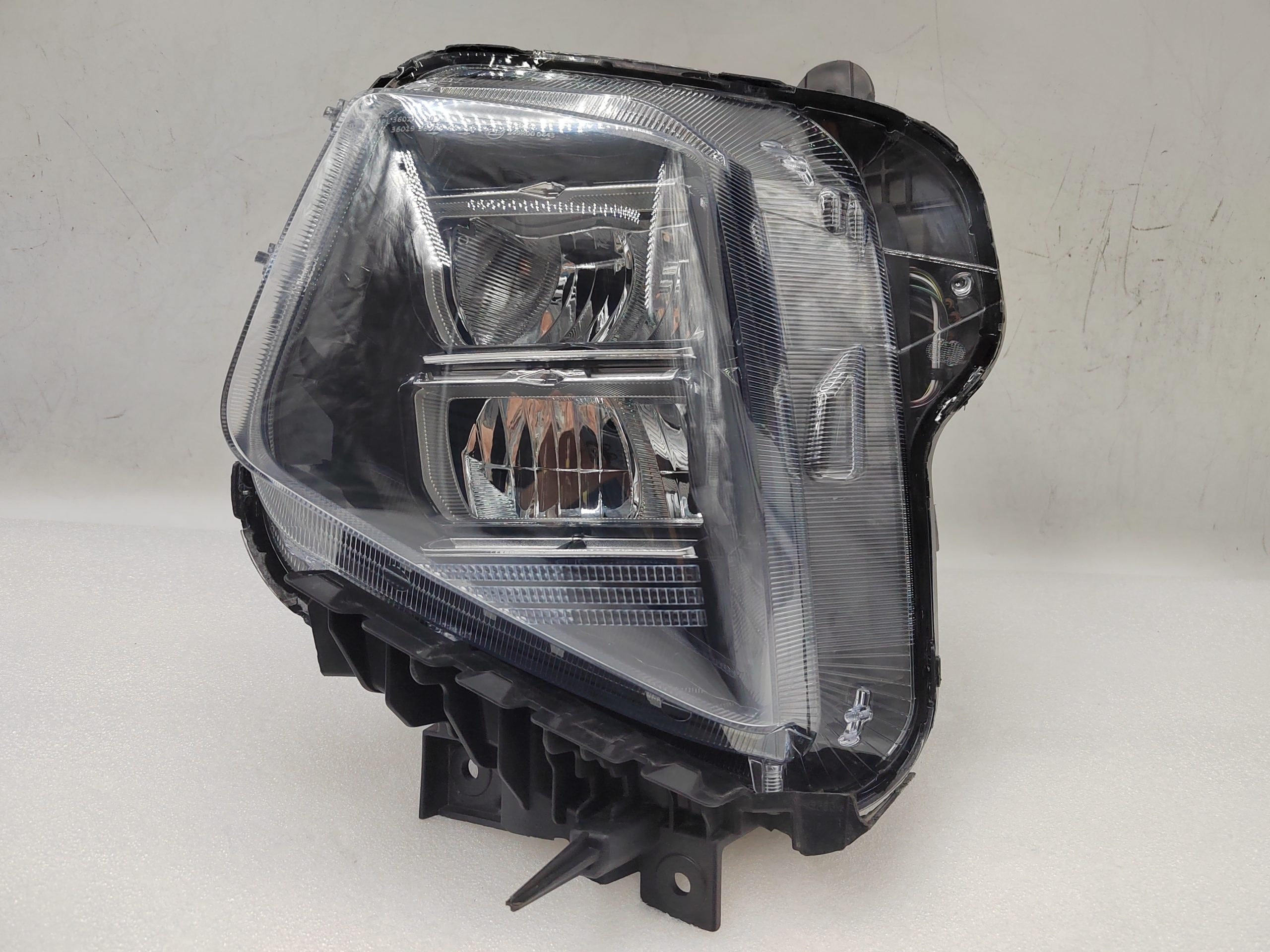 HYUNDAI TUCSON 2021-2023 LED L.H.S HEADLIGHT ASSEMBLY