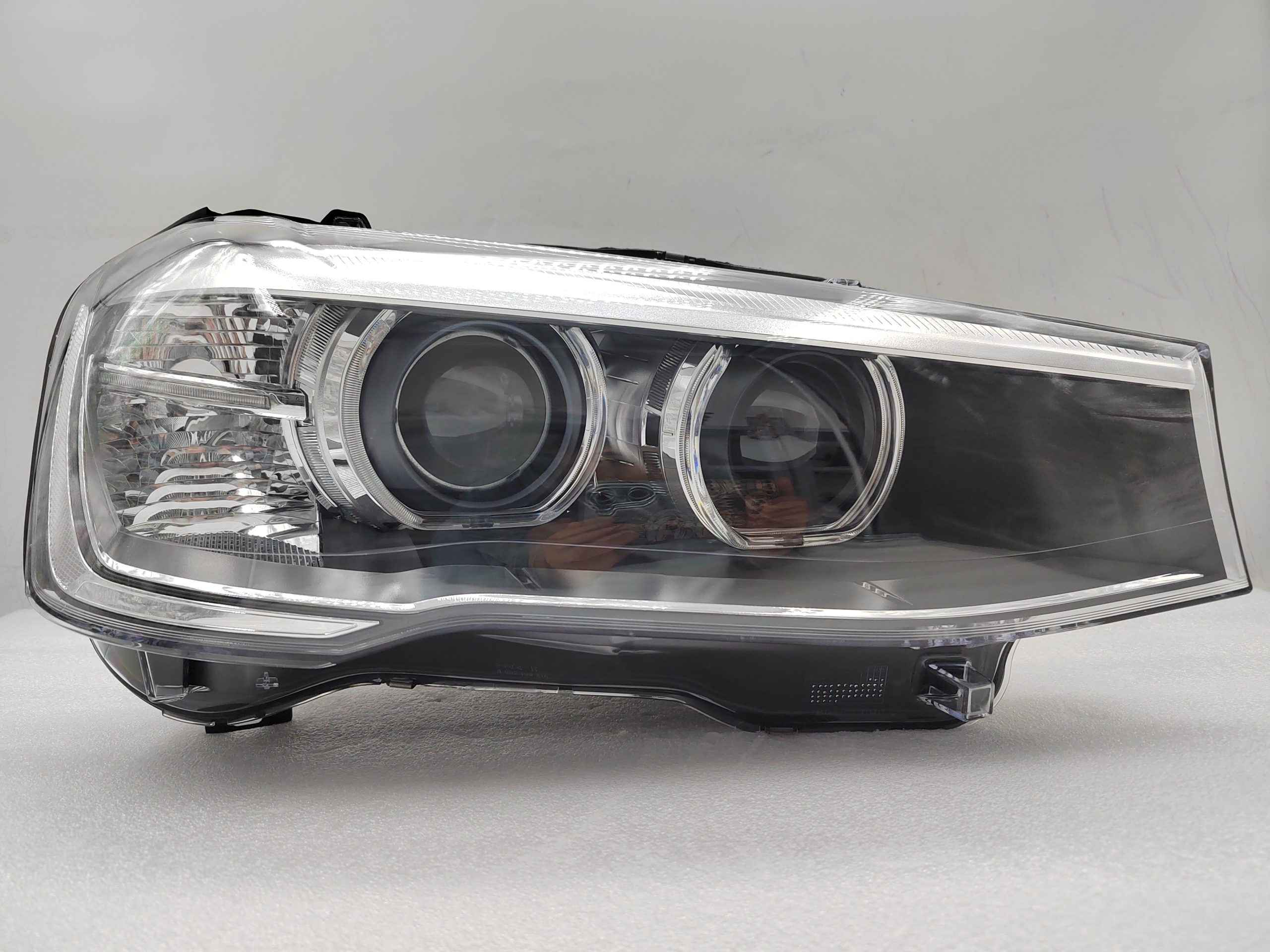 BMW X3 F25 X4 F26 G01 G08 2015-2017 XENON R.H.S HEADLIGHT ASSEMBLY