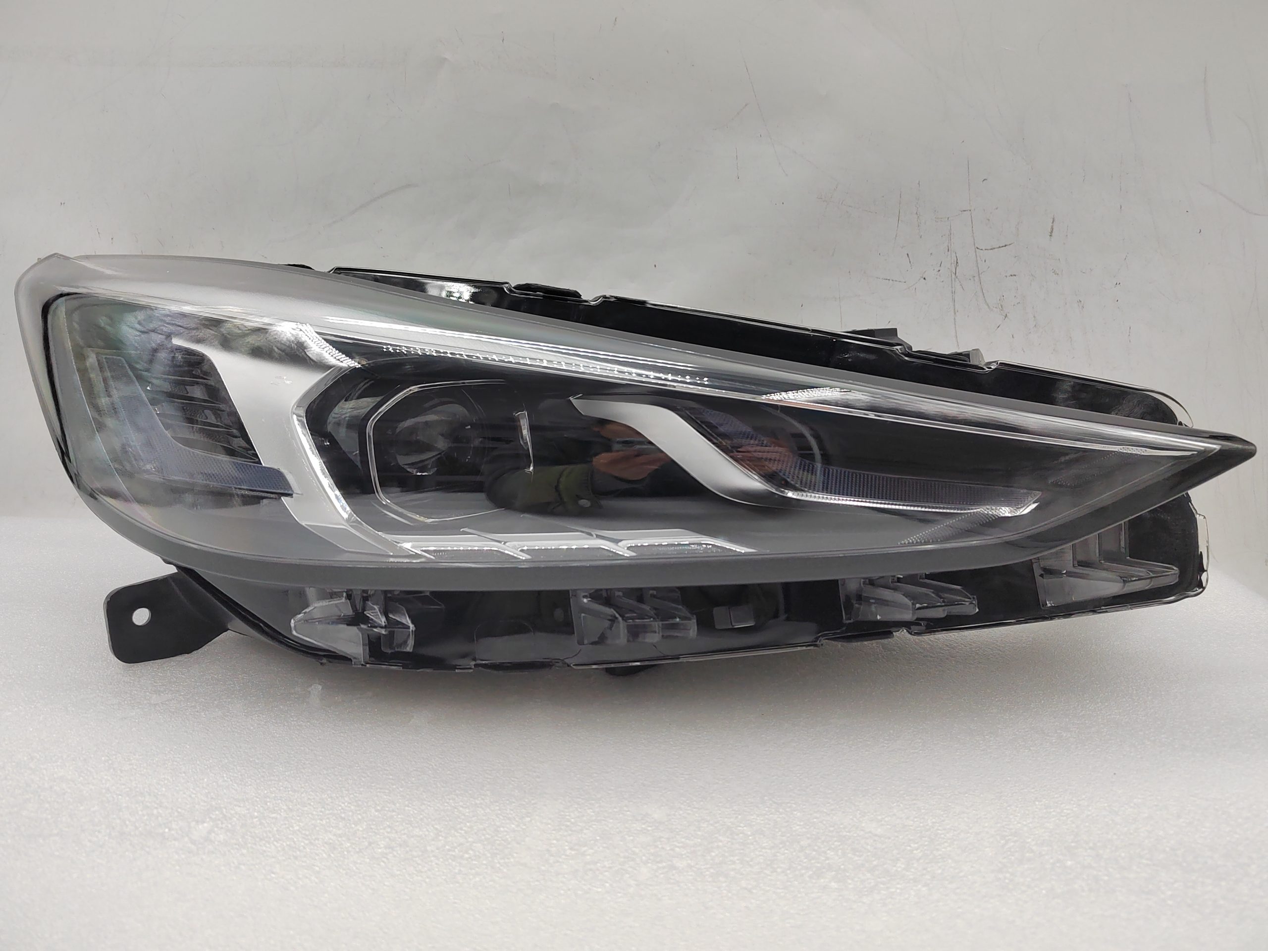 MG 5 GT 2023-2024 LED R.H.S HEADLIGHT ASSEMBLY