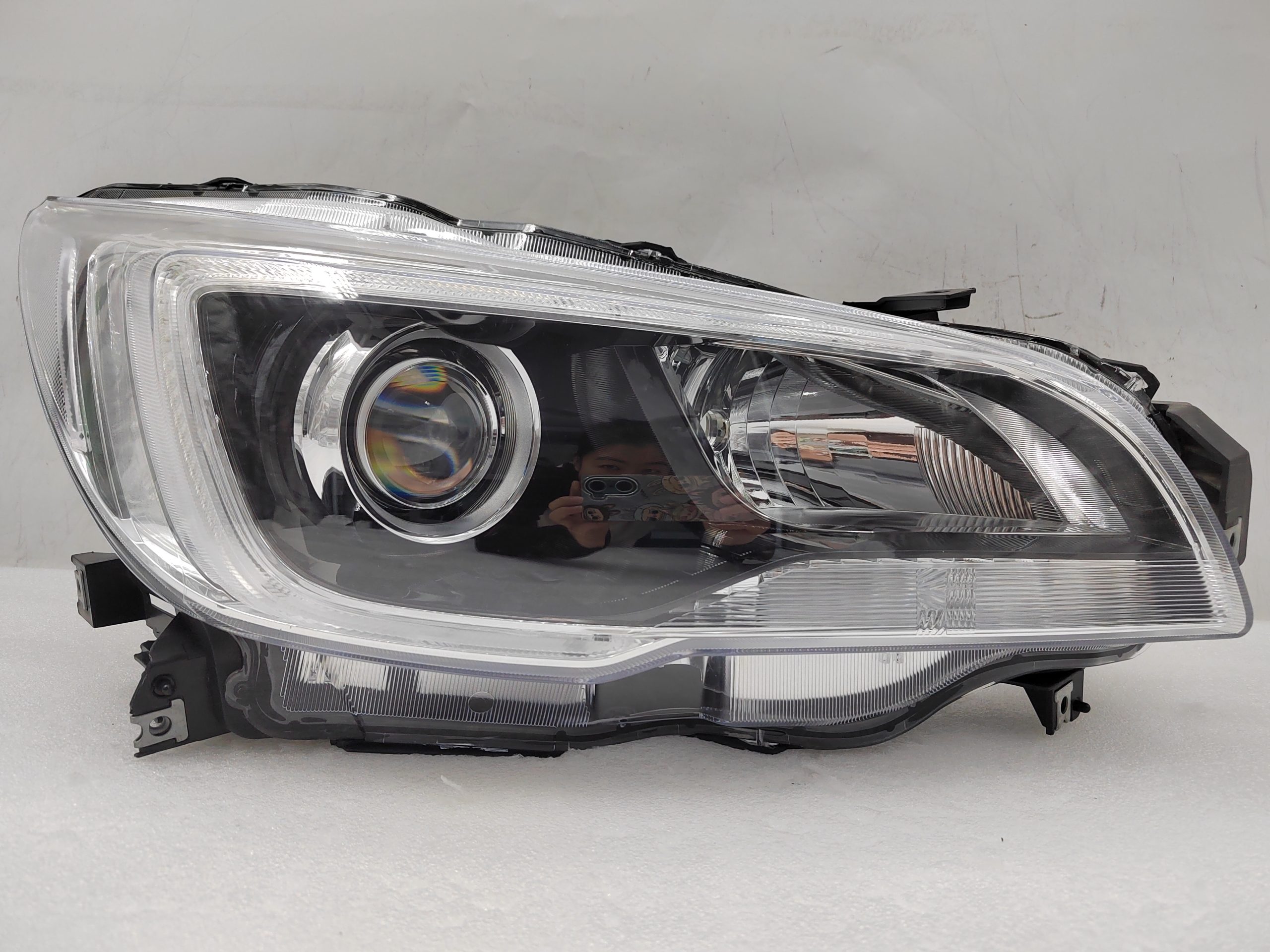 SUBARU LIBERTY OUTBACK 2015-2017 LED R.H.S HEADLIGHT ASSEMBLY