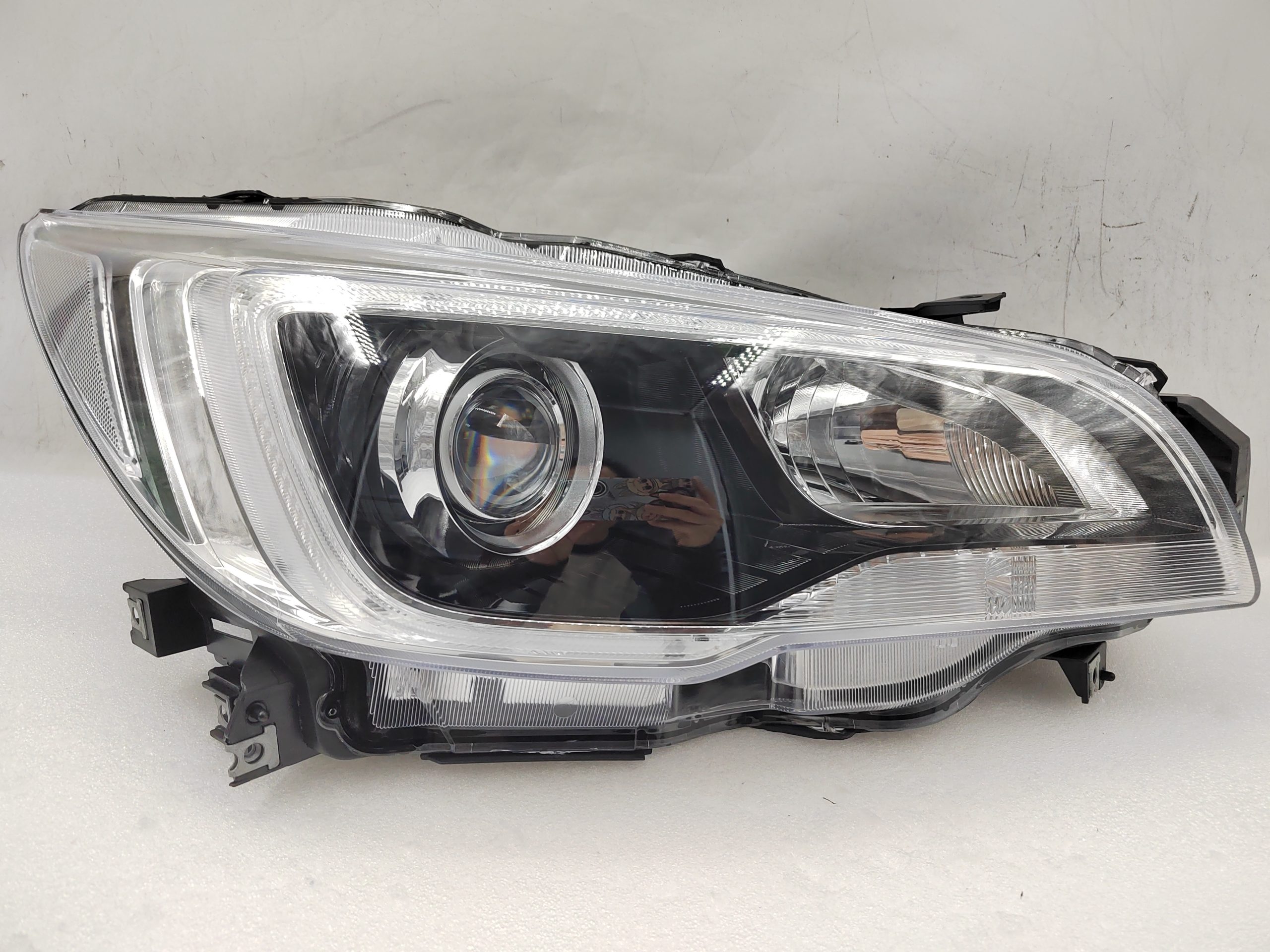 SUBARU LIBERTY OUTBACK 2015-2017 LED R.H.S HEADLIGHT ASSEMBLY
