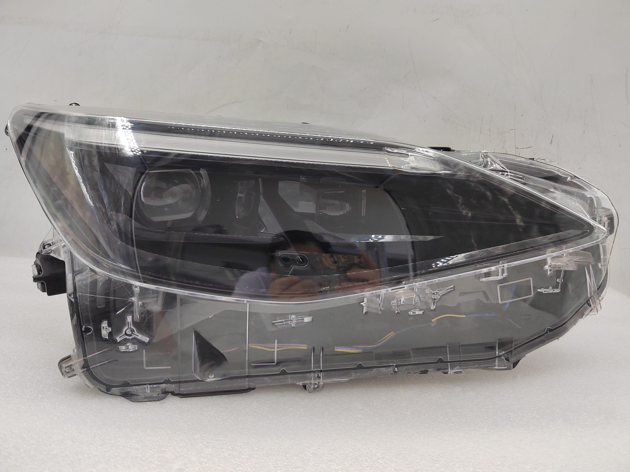 TOYOTA YARIS CROSS MXPB10 2020-2023 LED R.H.S HEADLIGHT ASSEMBLY