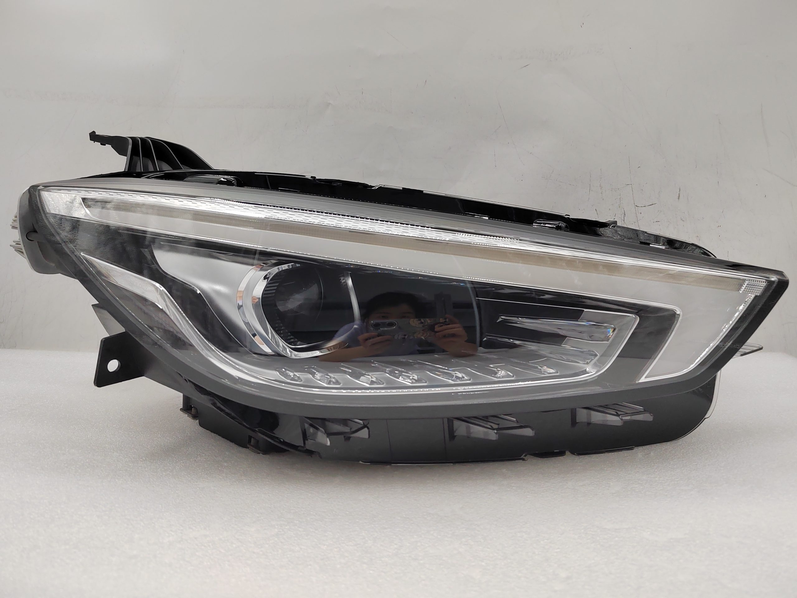 MG ZST 2021-2023 LED R.H.S HEADLIGHT ASSEMBLY