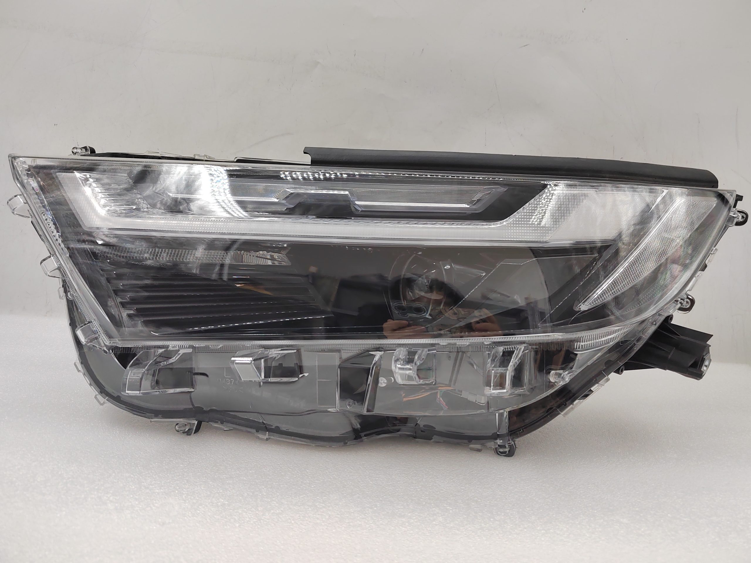 TOYOTA RAV4 2022-2023 LED L.H.S HEADLIGHT ASSEMBLY