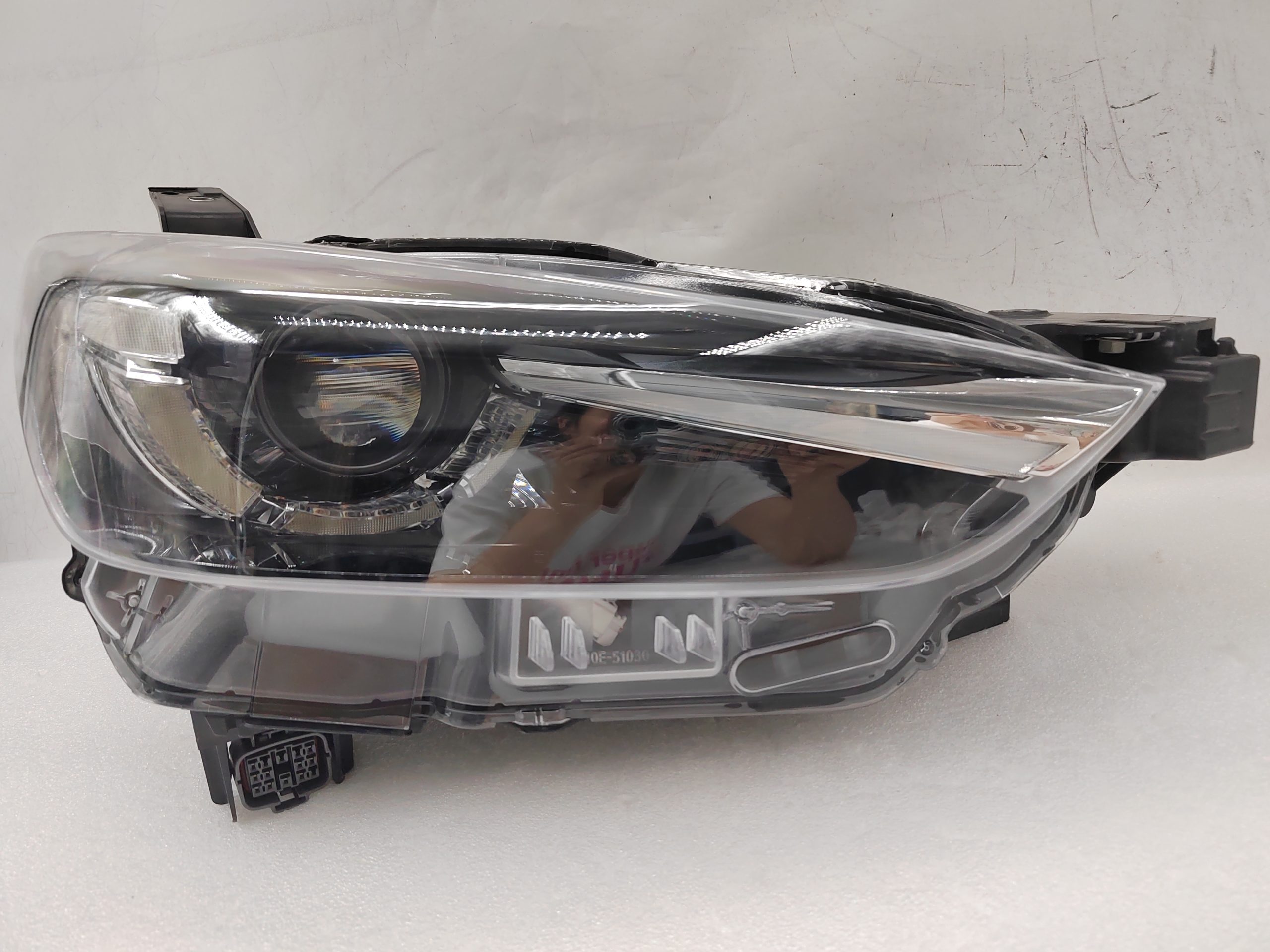MAZDA CX-3 2016-2018 LED R.H.S HEADLIGHT ASSEMBLY