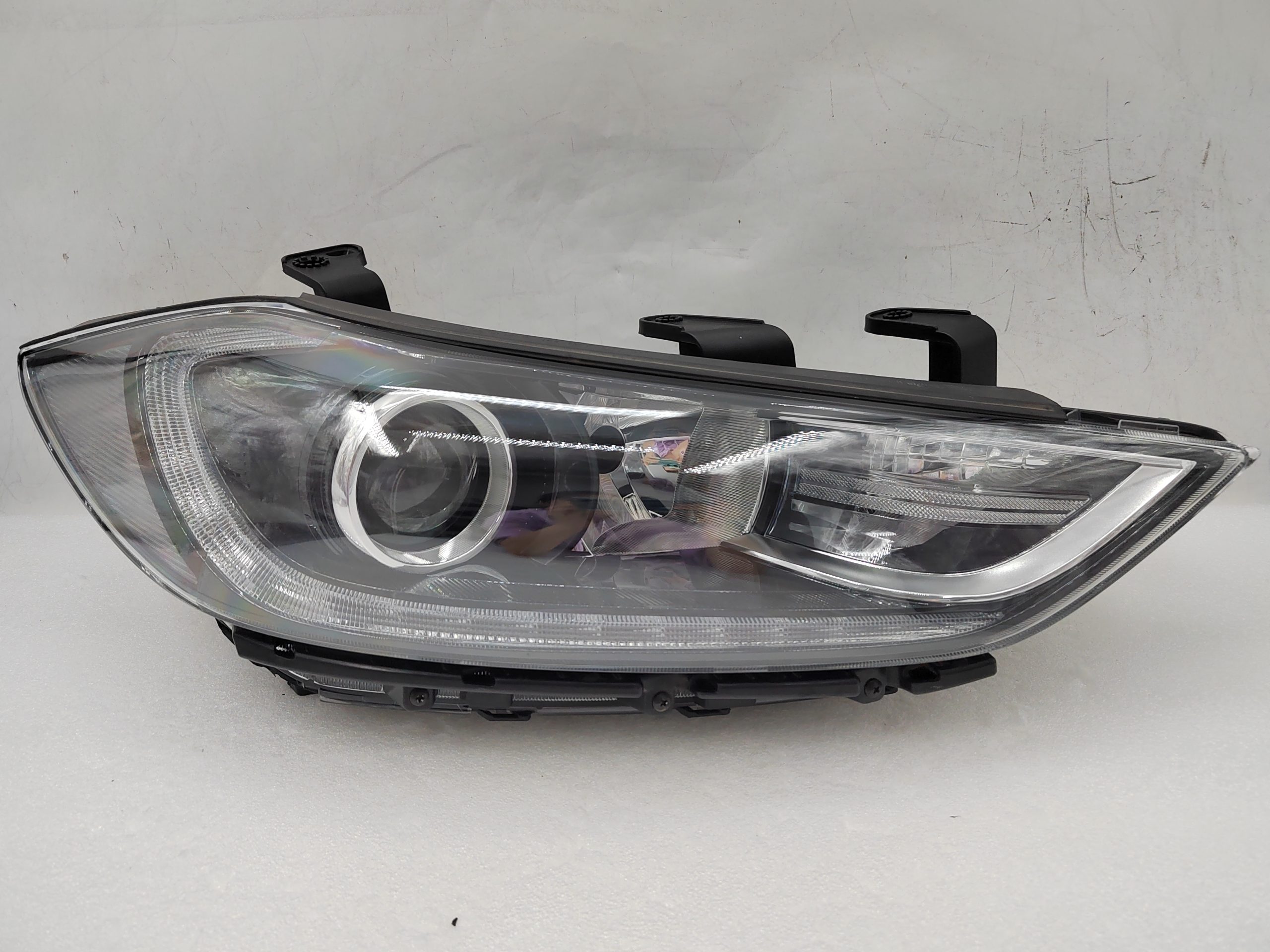HYUNDAI ELANTRA AD 2017-2018 HALOGEN R.H.S HEADLIGHT ASSEMBLY