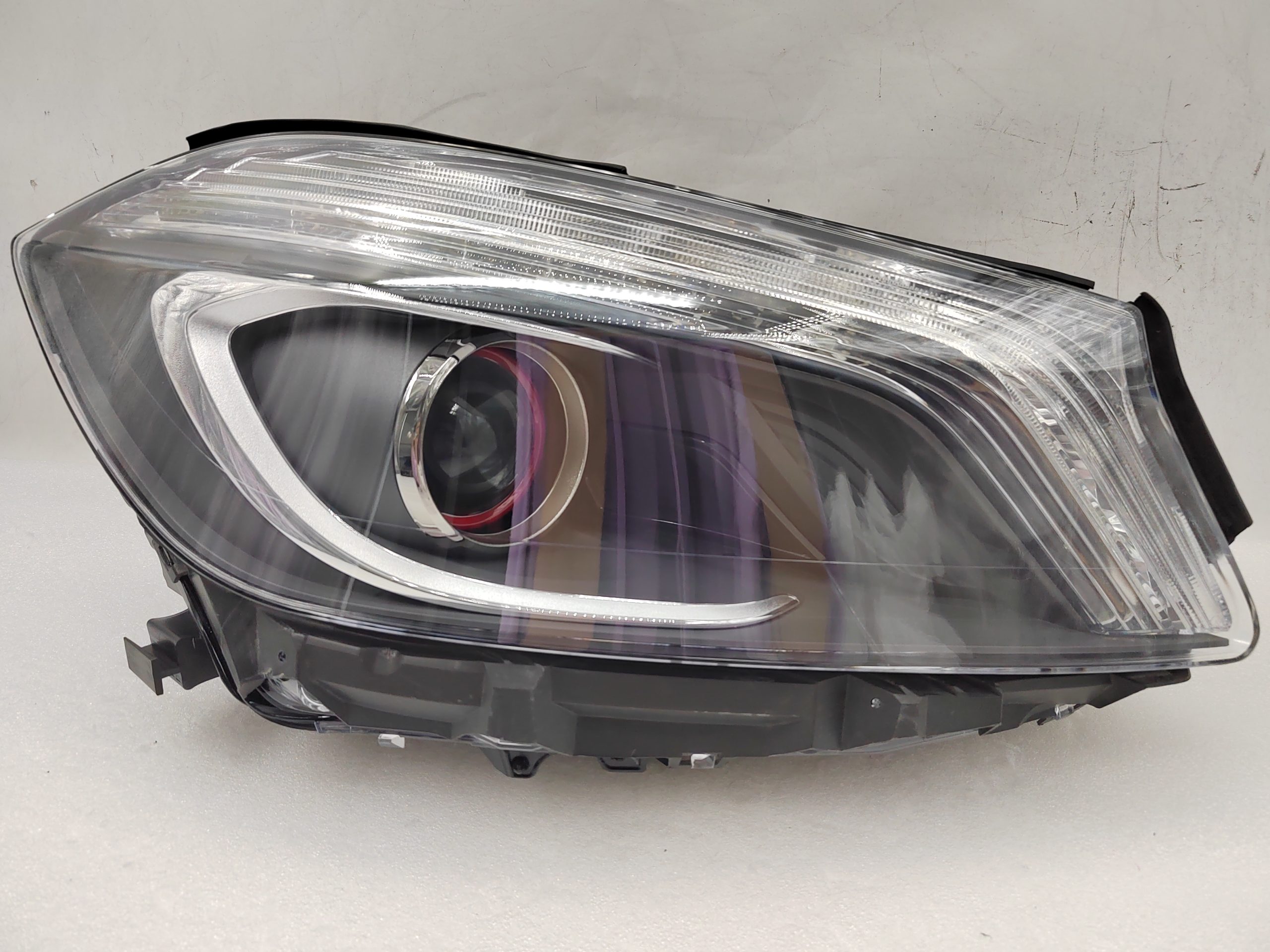 MERCEDES-BENZ A-CLASS W176 2013-2015 XENON R.H.S HEADLIGHT ASSEMBLY