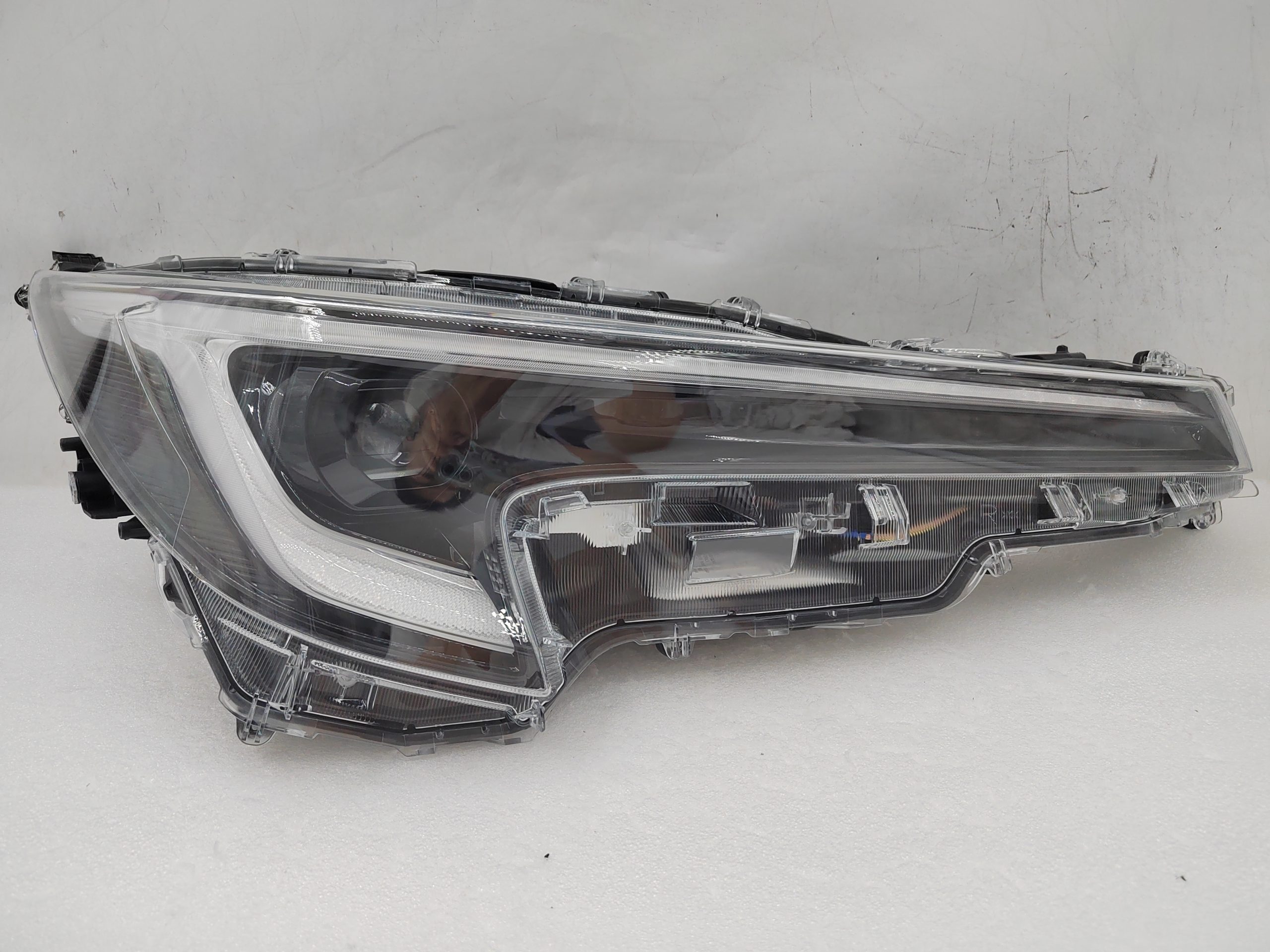 TOYOTA COROLLA 2022-2024 LED R.H.S HEADLIGHT ASSEMBLY
