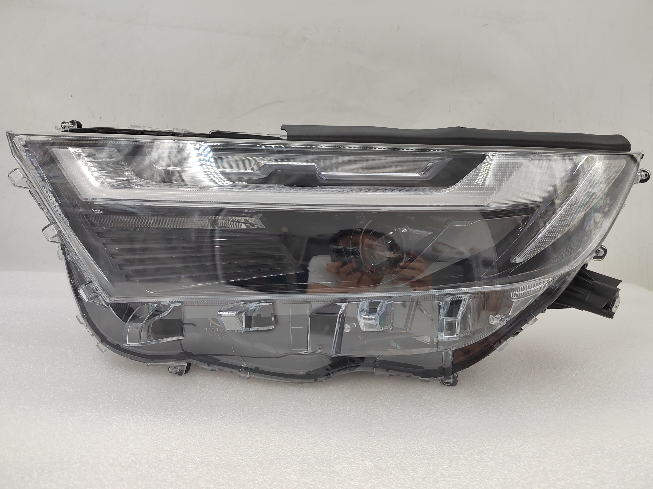 TOYOTA RAV4 2022-2023 LED L.H.S HEADLIGHT ASSEMBLY
