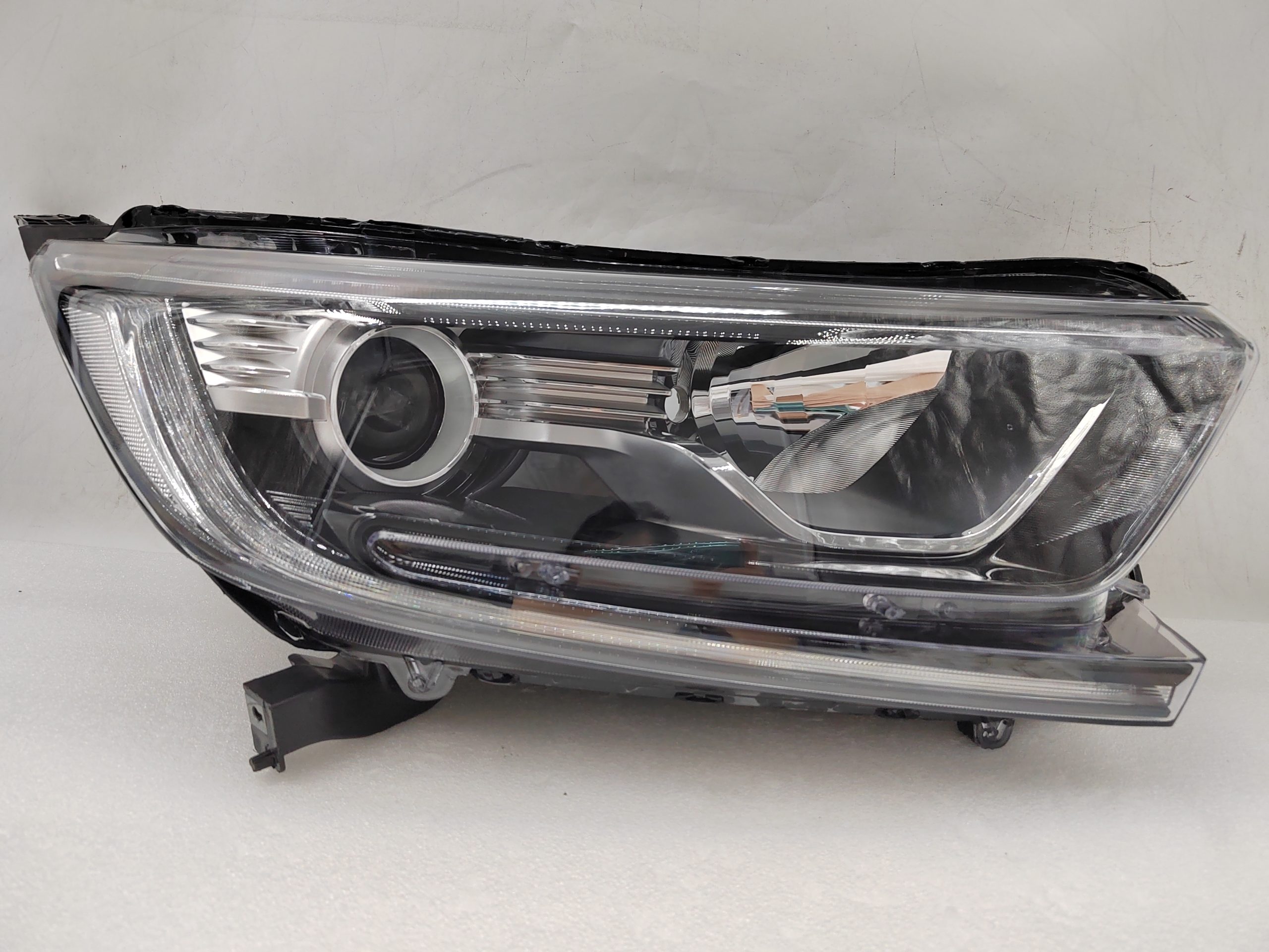 HONDA CR-V 2017-2022 HALOGEN R.H.S HEADLIGHT ASSEMBLY