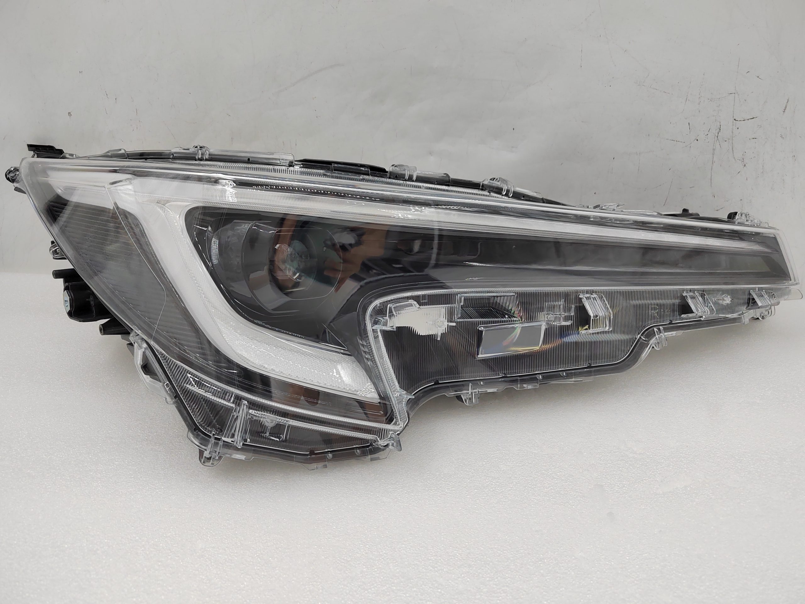 TOYOTA COROLLA 2022-2024 LED R.H.S HEADLIGHT ASSEMBLY
