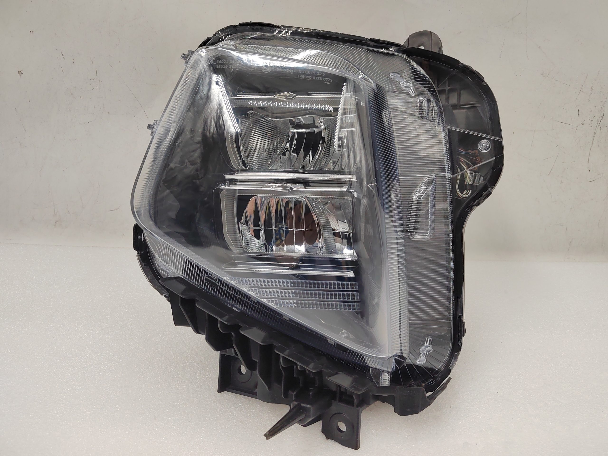 HYUNDAI TUCSON 2021-2023 LED L.H.S HEADLIGHT ASSEMBLY