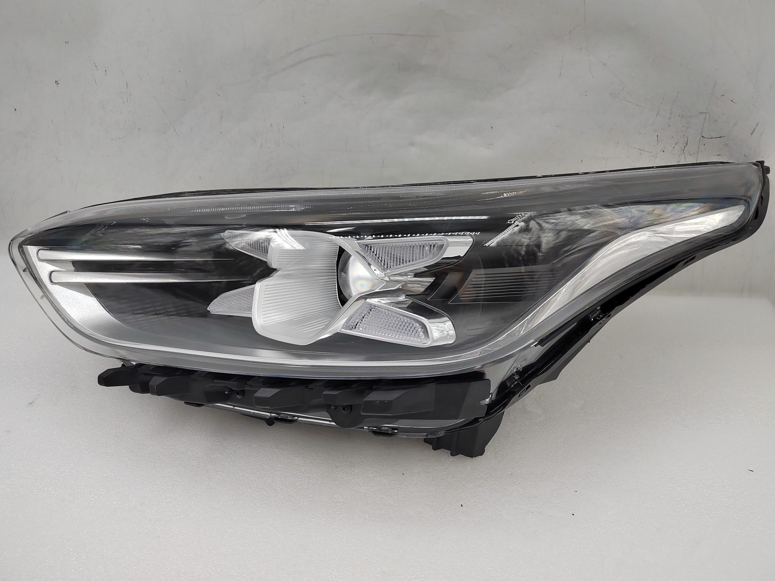 KIA CERATO 2018-2020 LED L.H.S HEADLIGHT ASSEMBLY