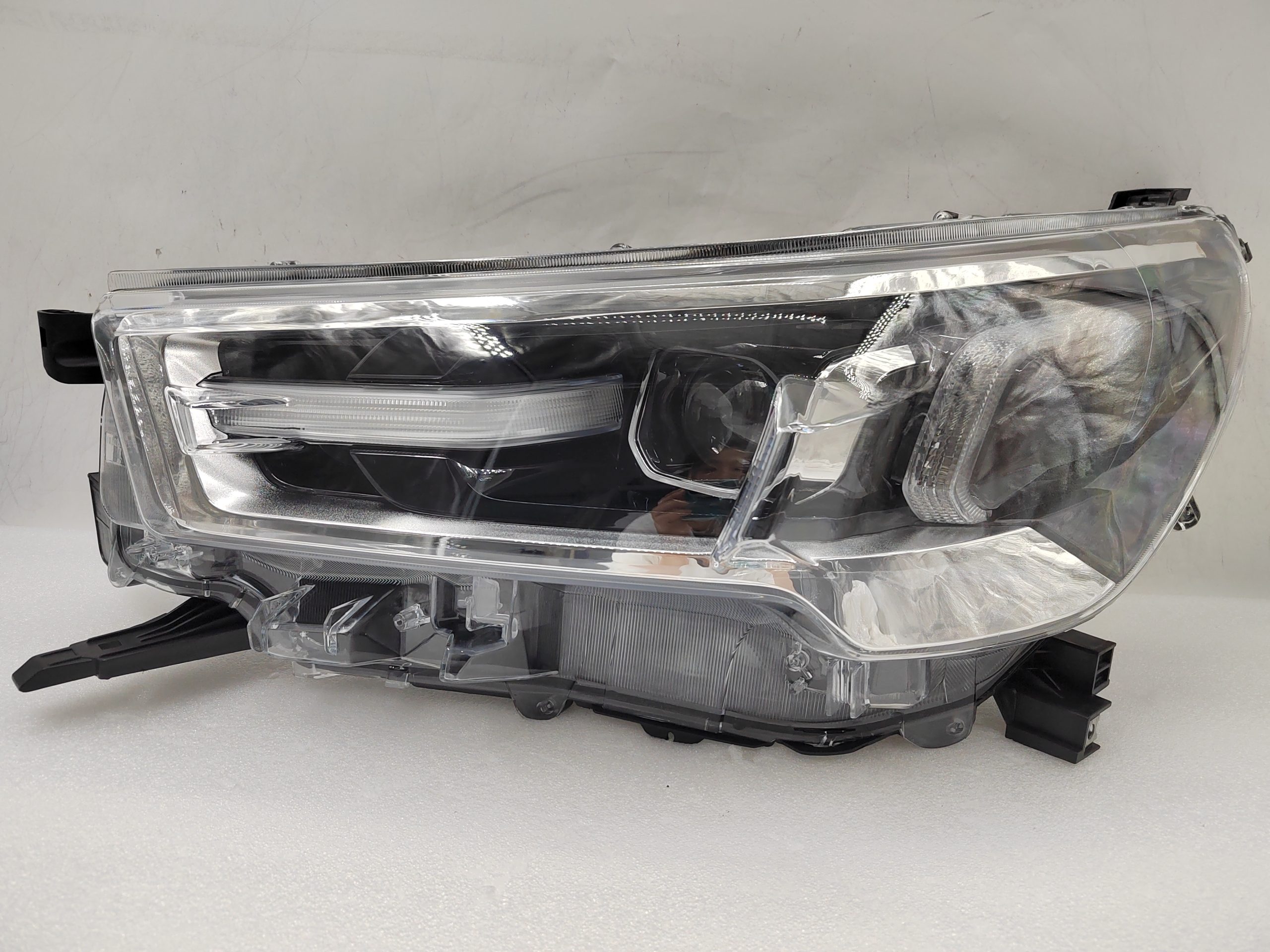 TOYOTA HILUX REVO 2020-2023 LED L.H.S HEADLIGHT ASSEMBLY