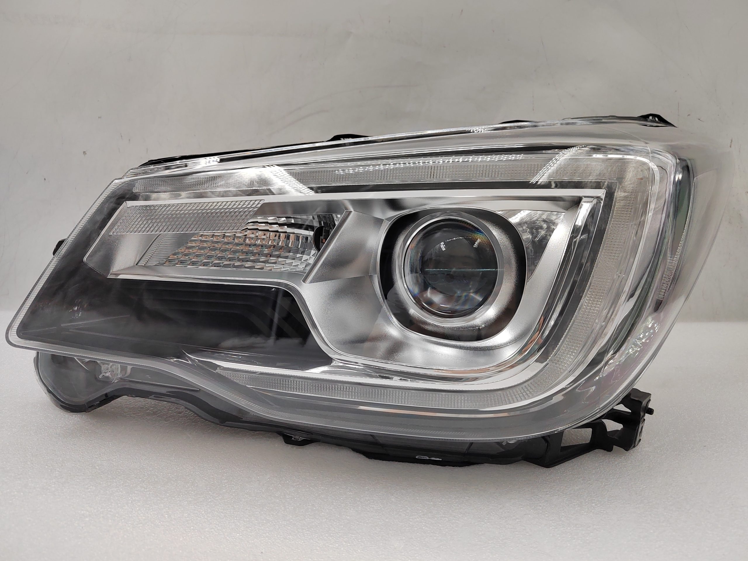 SUBARU FORESTER 2016-2018 LED L.H.S HEADLIGHT ASSEMBLY