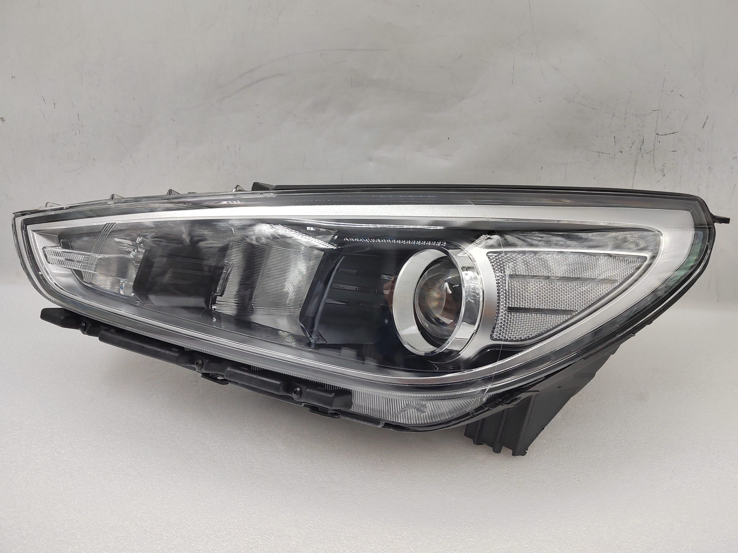 HYUNDAI I30 GO 2017-2019 HALOGEN L.H.S HEADLIGHT ASSEMBLY