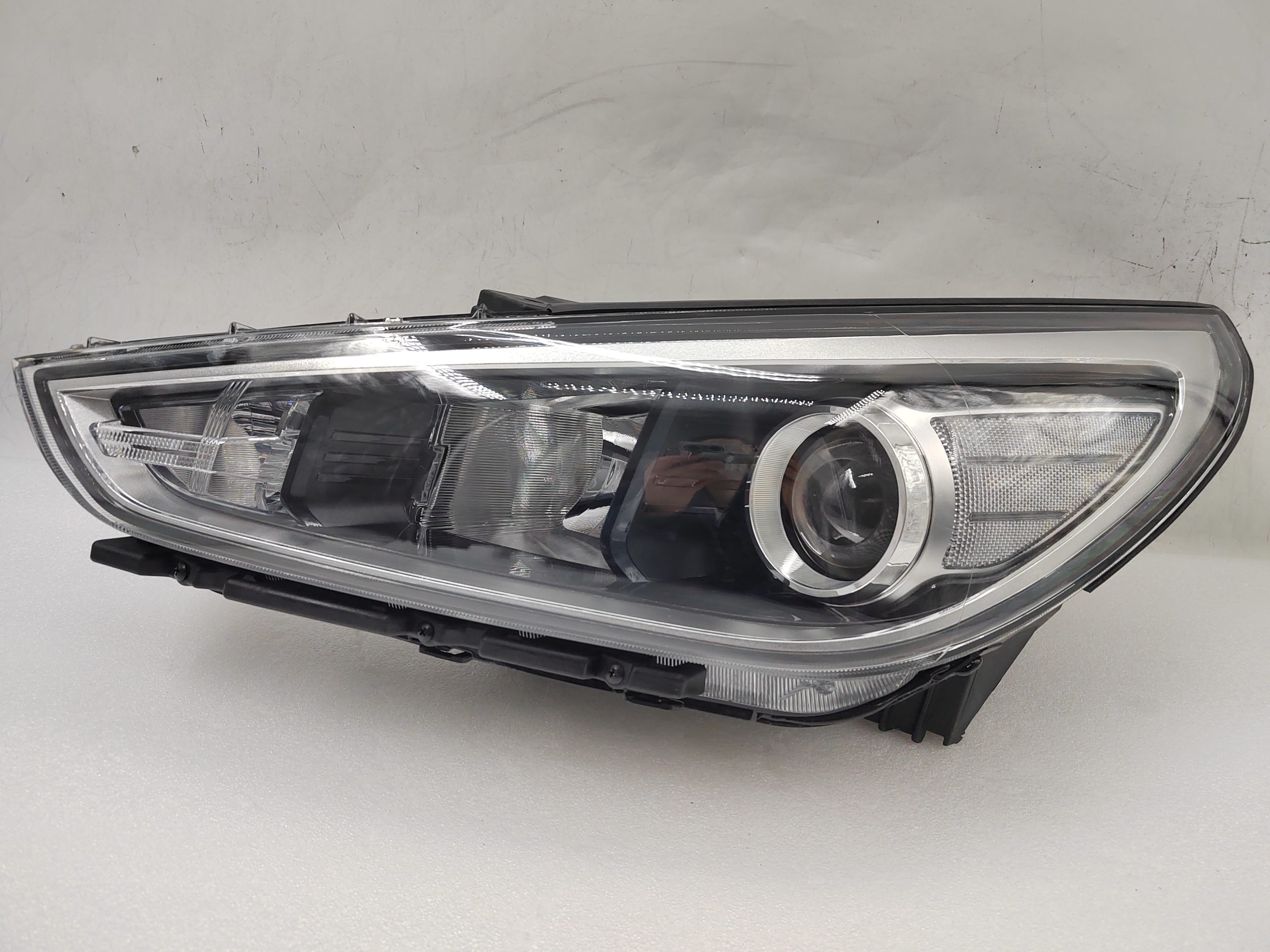 HYUNDAI I30 GO 2017-2019 HALOGEN L.H.S HEADLIGHT ASSEMBLY