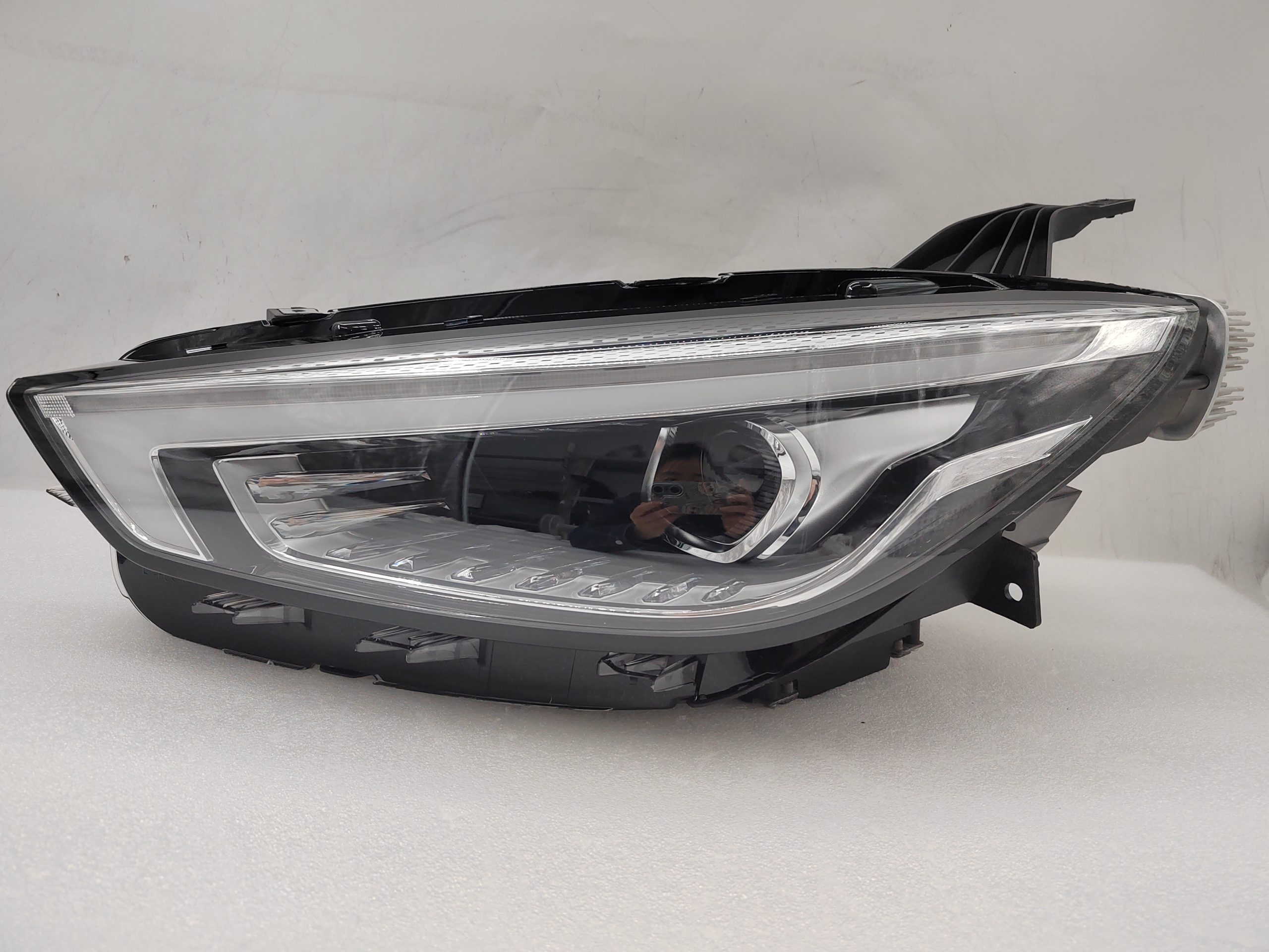 MG ZST 2021-2023 LED L.H.S HEADLIGHT ASSEMBLY