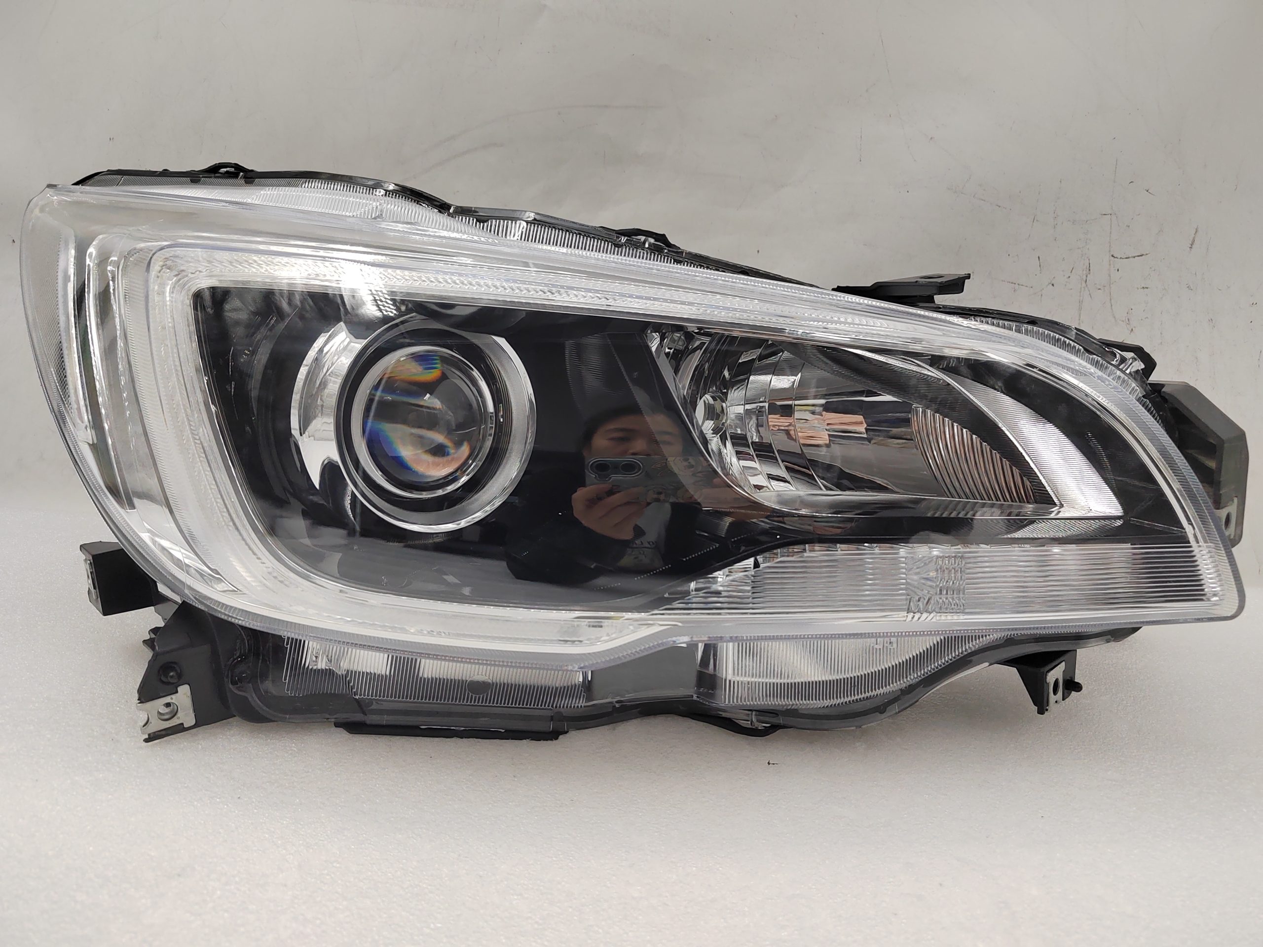SUBARU LIBERTY OUTBACK 2015-2017 LED R.H.S HEADLIGHT ASSEMBLY