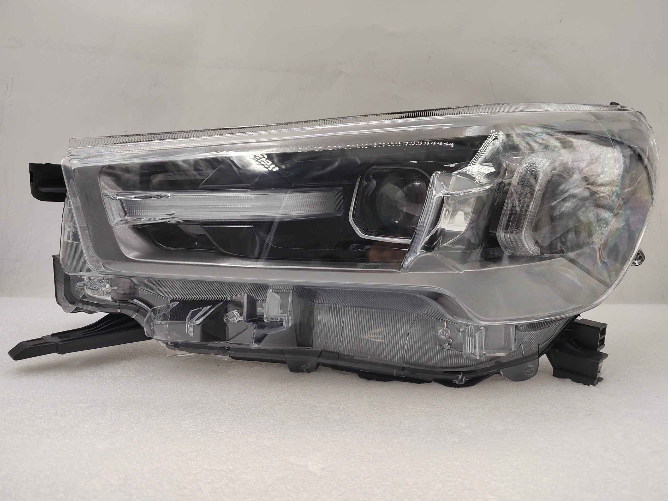 TOYOTA HILUX REVO 2020-2023 LED L.H.S HEADLIGHT ASSEMBLY