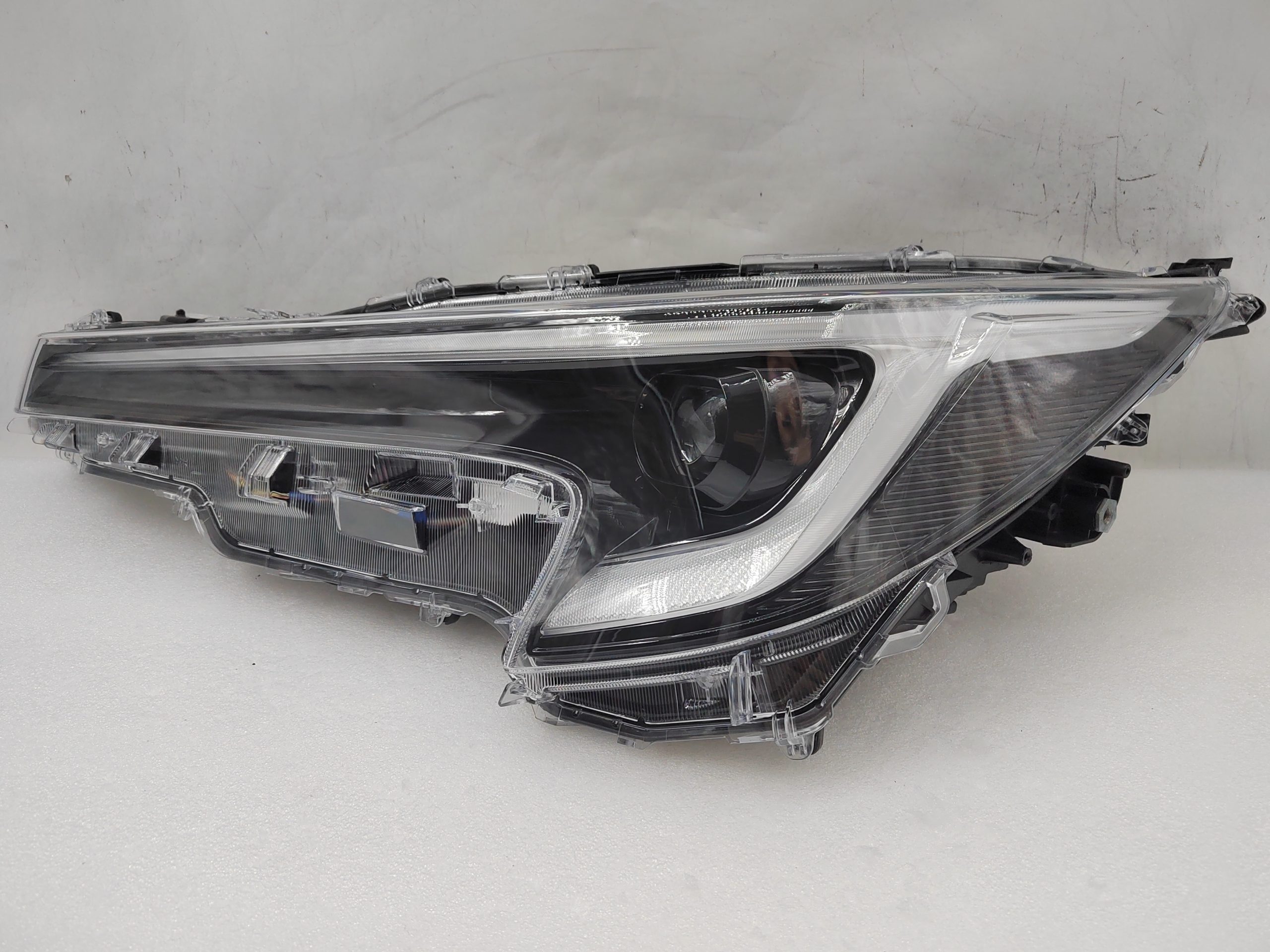 TOYOTA COROLLA 2022-2024 LED L.H.S HEADLIGHT ASSEMBLY