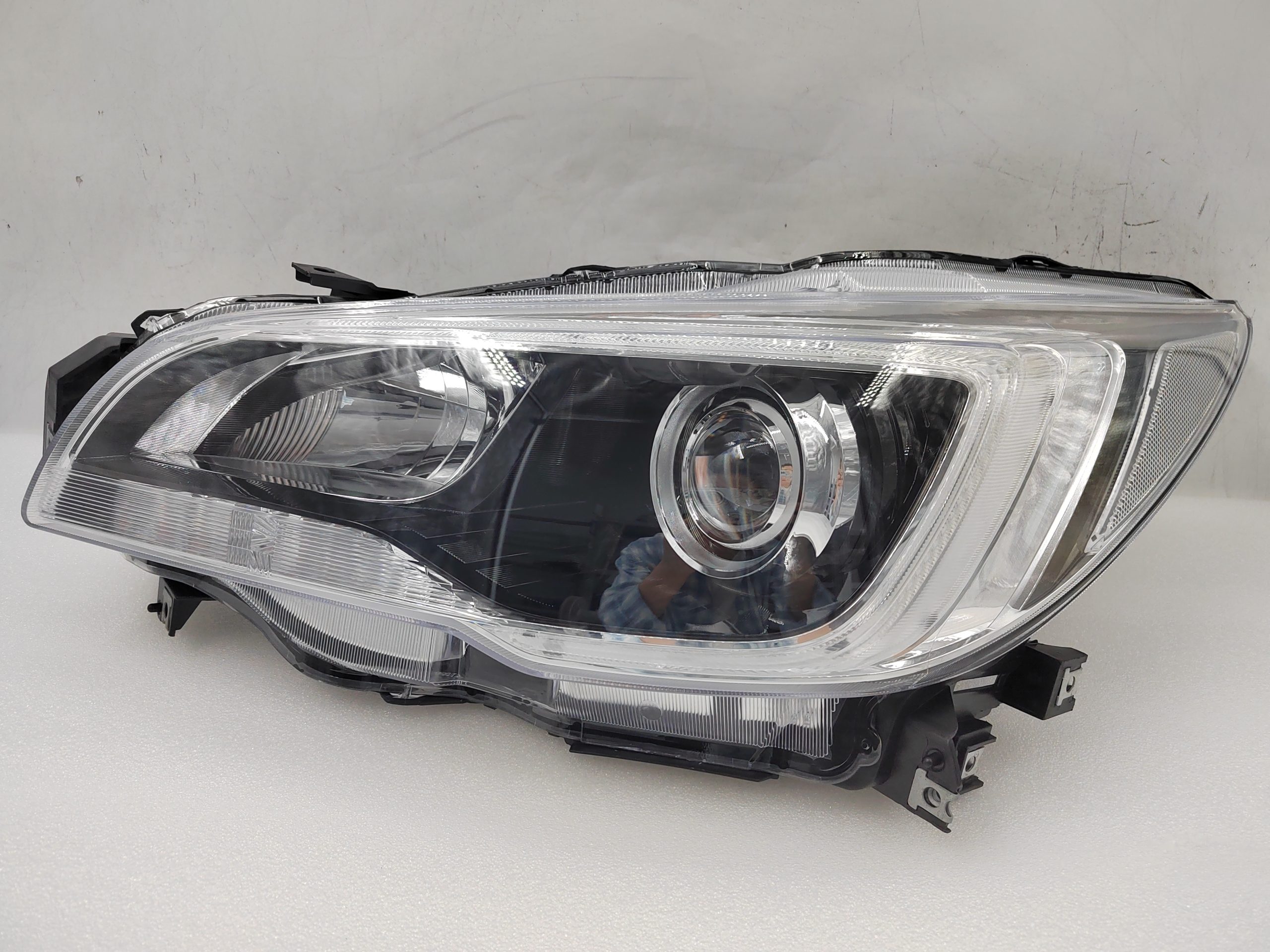 SUBARU LIBERTY OUTBACK 2015-2017 LED L.H.S HEADLIGHT ASSEMBLY