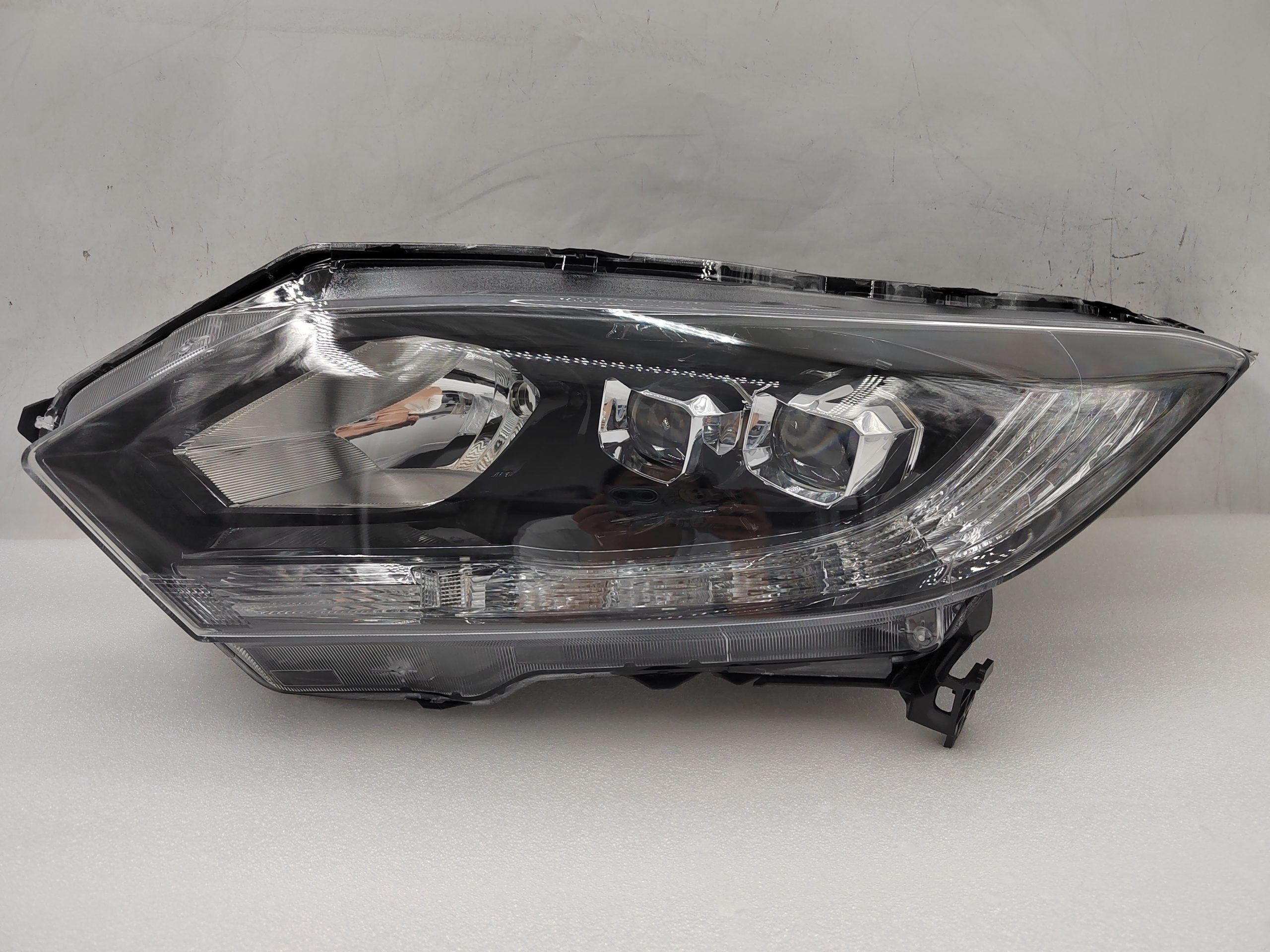 HONDA HR-V 2015-2018 LED L.H.S HEADLIGHT ASSEMBLY