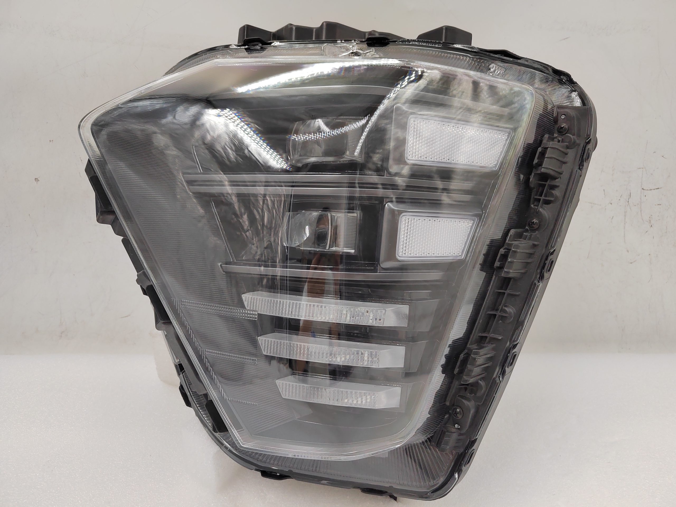 HYUNDAI KONA II 2023-2025 FULL LED L.H.S HEADLIGHT ASSEMBLY