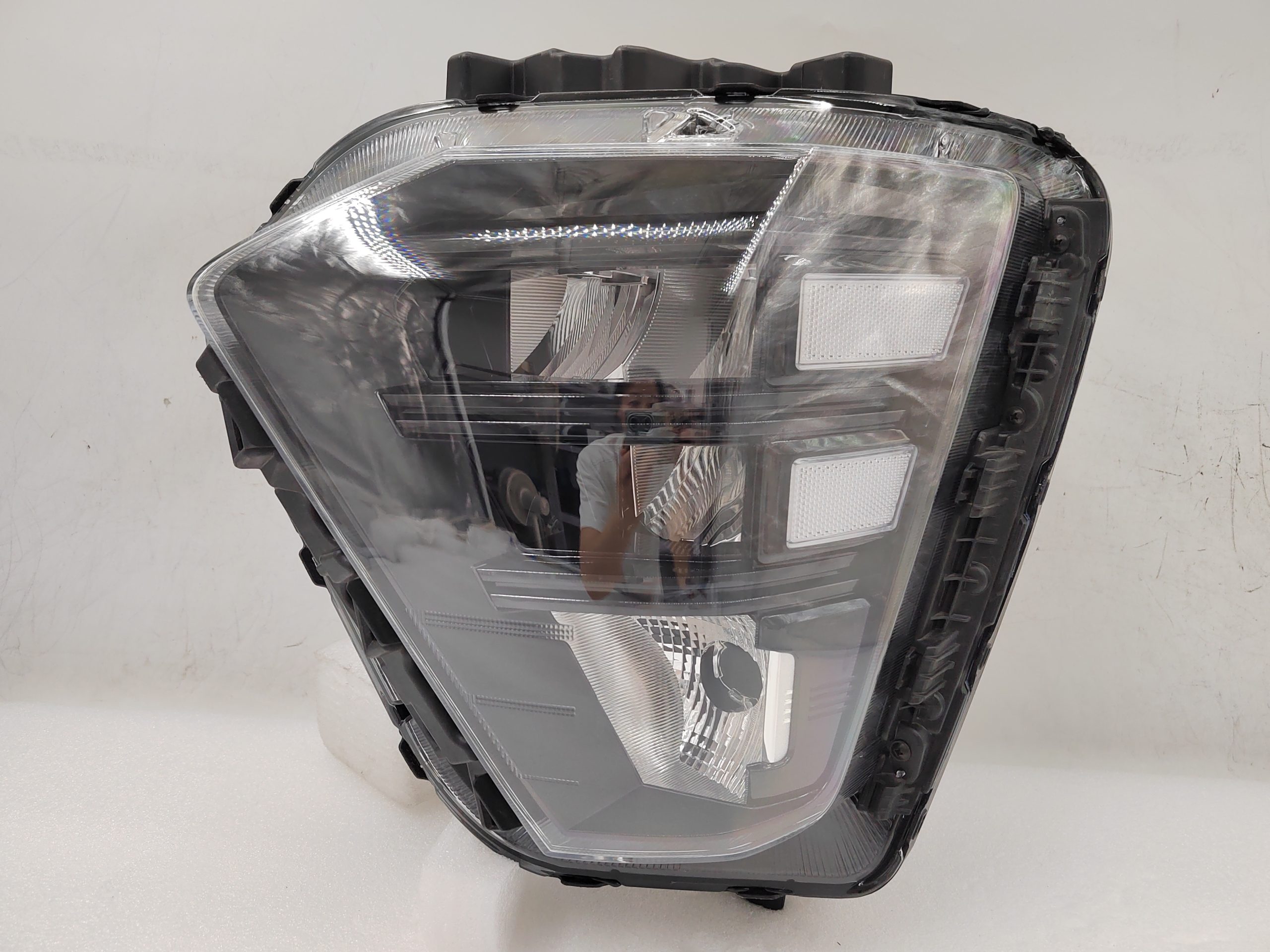 HYUNDAI KONA II 2023-2025  LED L.H.S HEADLIGHT ASSEMBLY