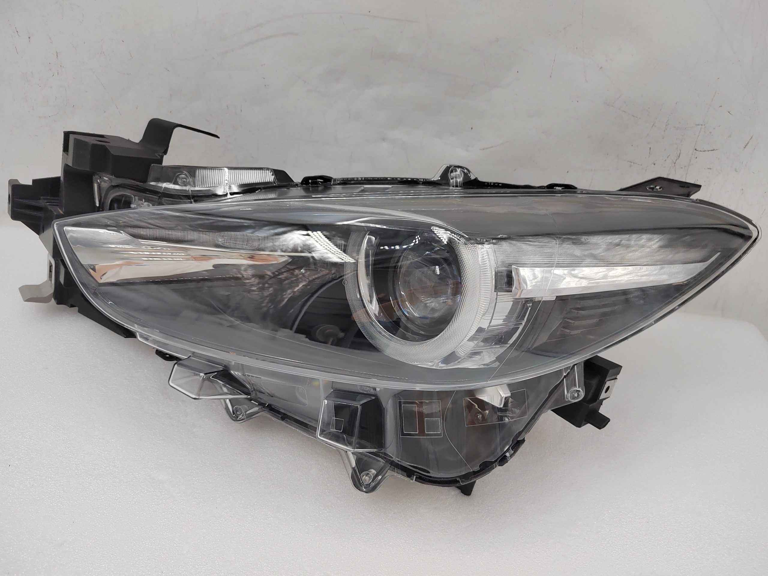 MAZDA 3 2017-2019 LED L.H.S HEADLIGHT ASSEMBLY