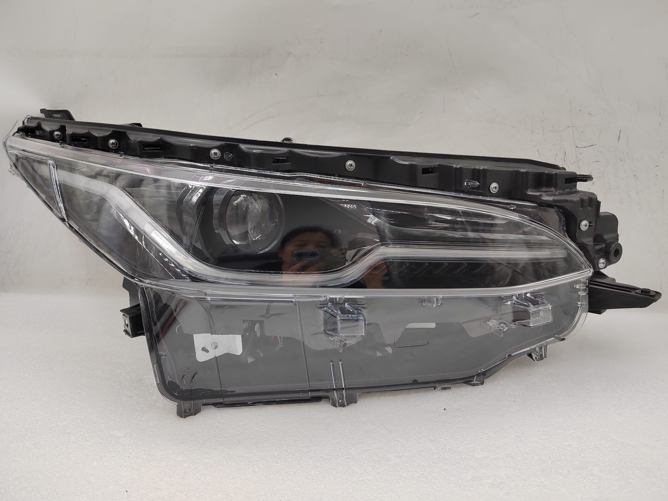 TOYOTA FORTUNER 2021-2023 LED R.H.S HEADLIGHT ASSEMBLY