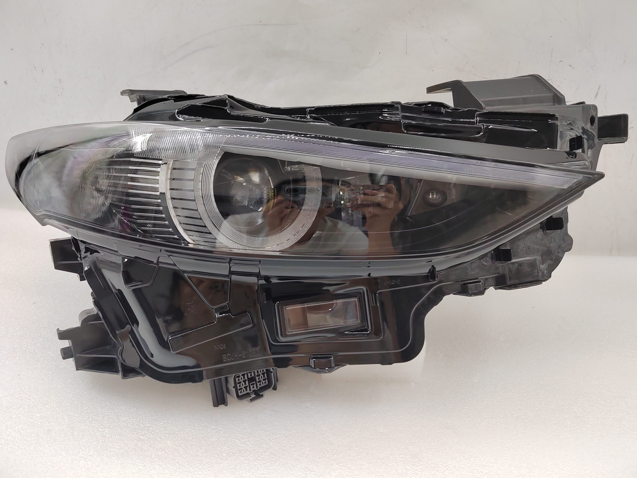 MAZDA 3 2019-2023 LED R.H.S HEADLIGHT ASSEMBLY