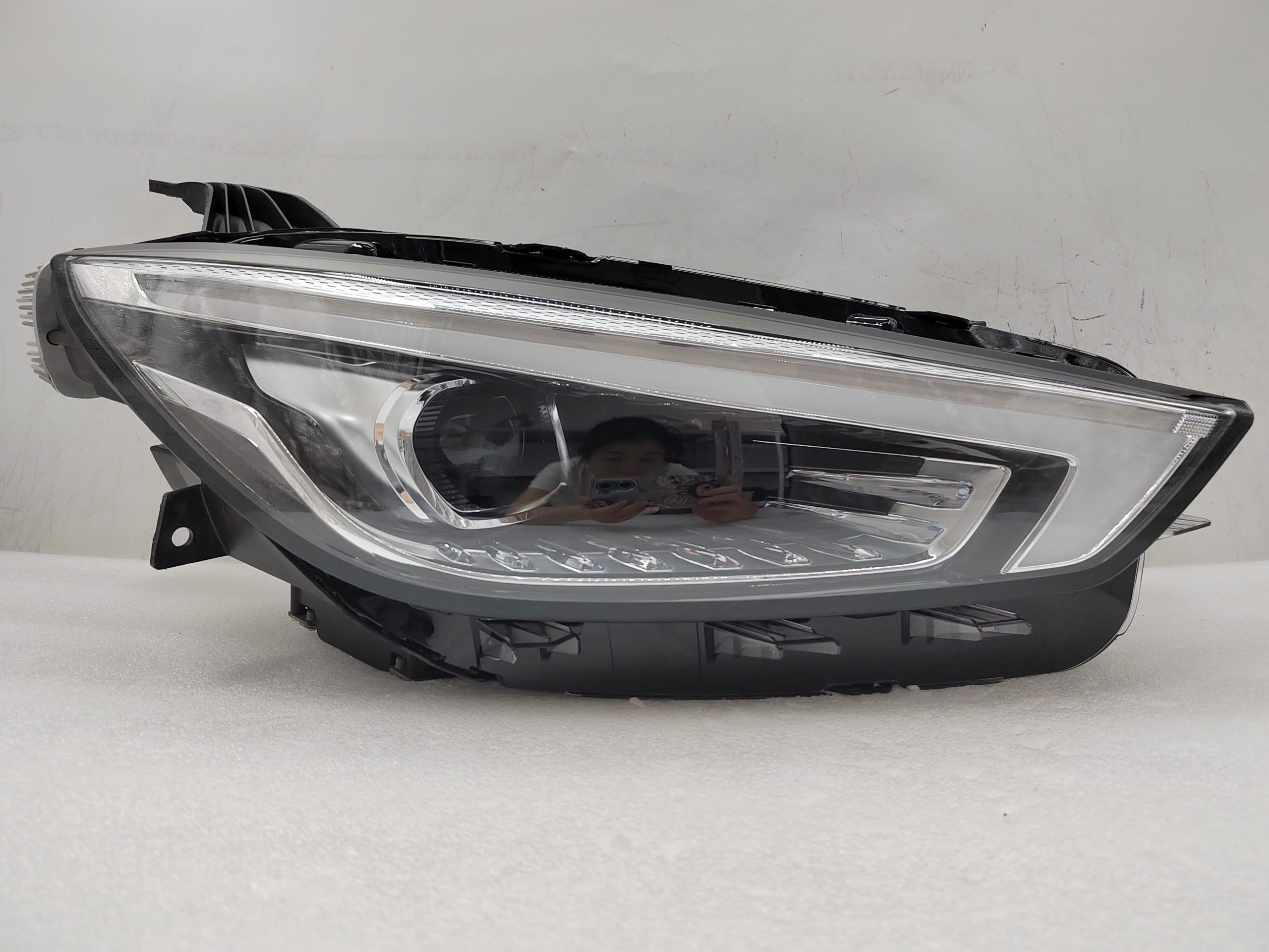 MG ZST 2021-2023 LED R.H.S HEADLIGHT ASSEMBLY