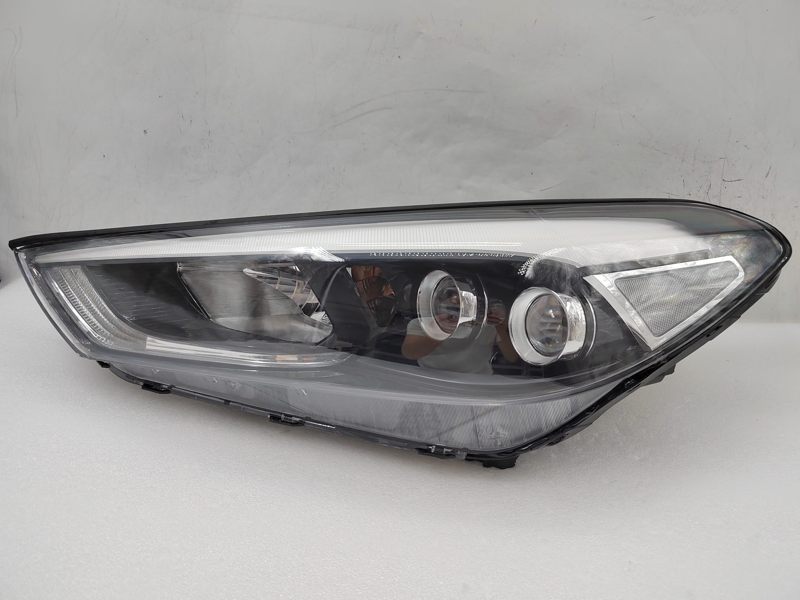 HYUNDAI TUCSON 2015-2017 LED L.H.S HEADLIGHT ASSEMBLY