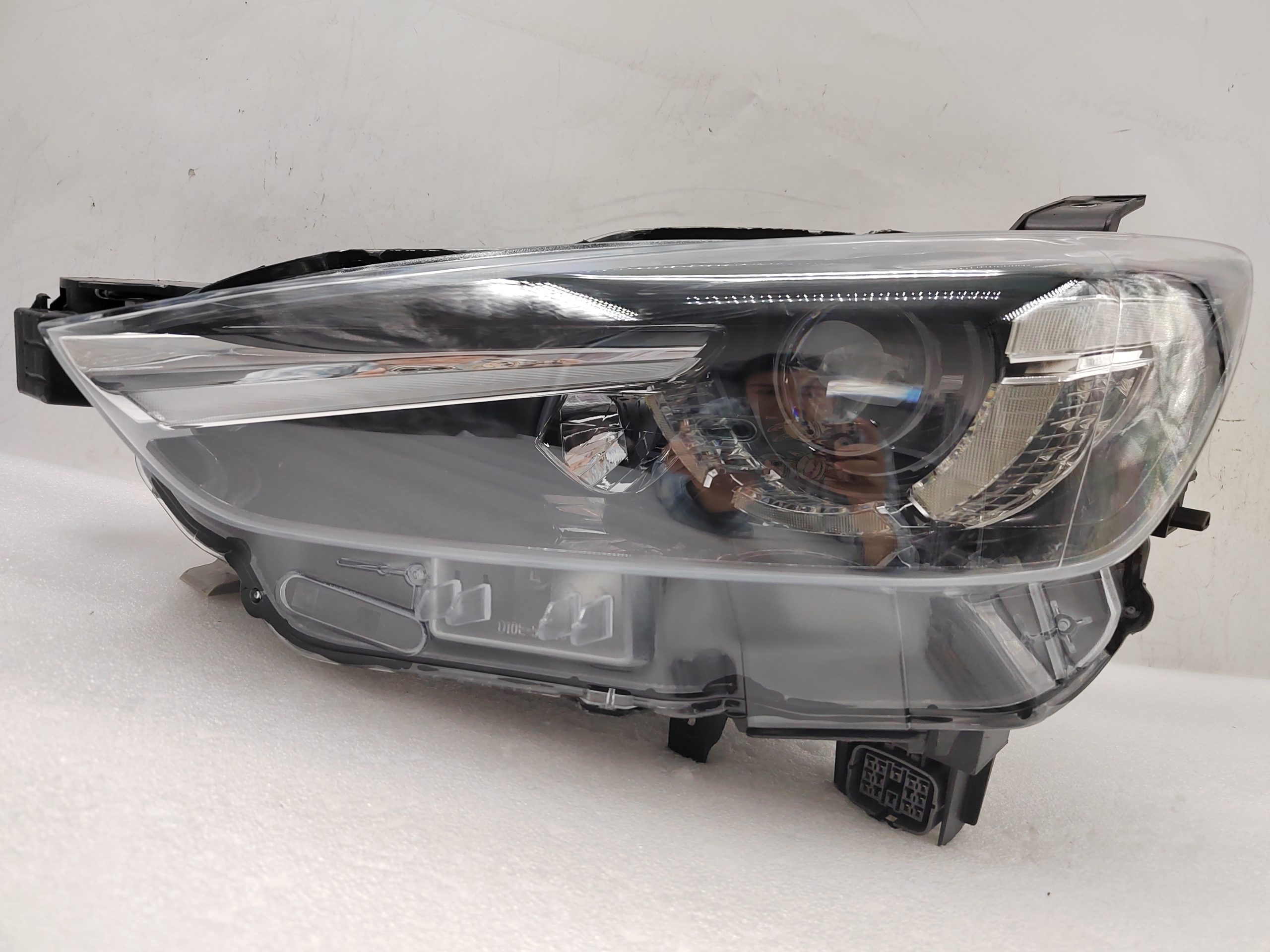 MAZDA CX-3 2016-2018 LED L.H.S HEADLIGHT ASSEMBLY