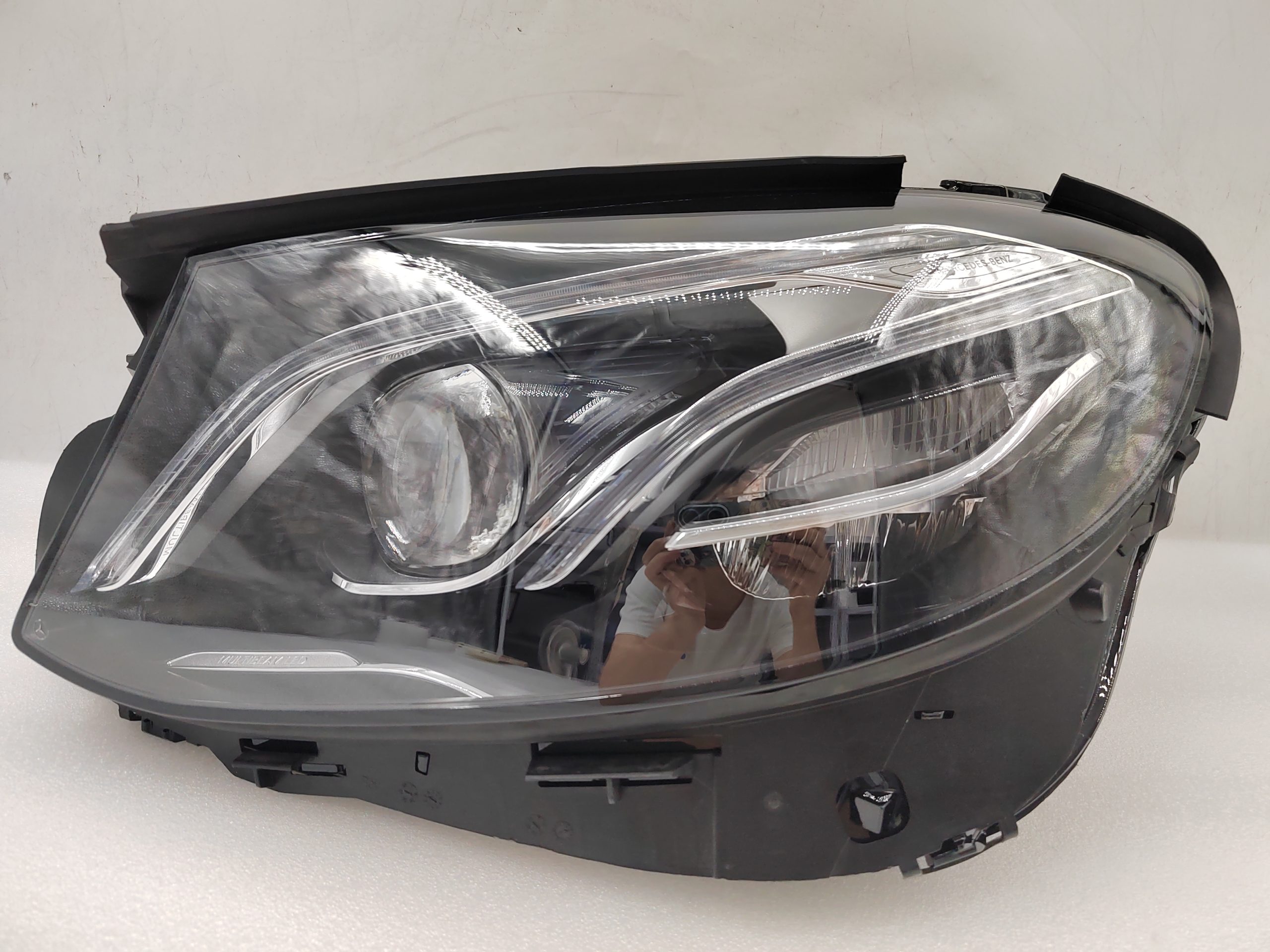 MERCEDES-BENZ E-CLASS E300 W213 2016-2019 LED L.H.S HEADLIGHT ASSEMBLY