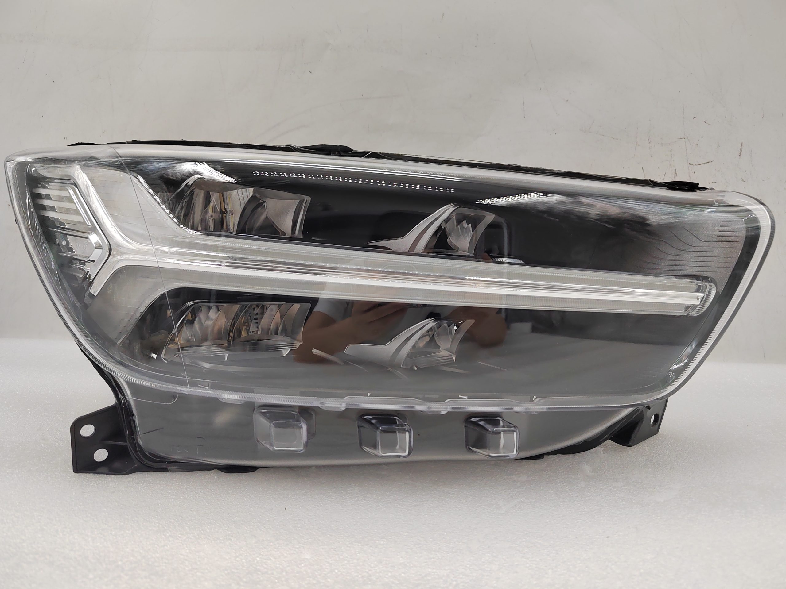 VOLVO XC40 2017-2022 LED R.H.S HEADLIGHT ASSEMBLY