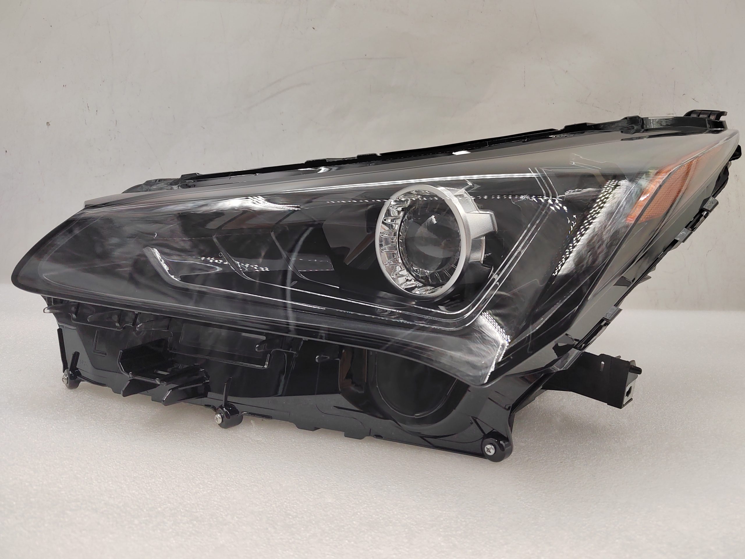 LEXUS NX 300H 2018-2021 LED L.H.S HEADLIGHT ASSEMBLY