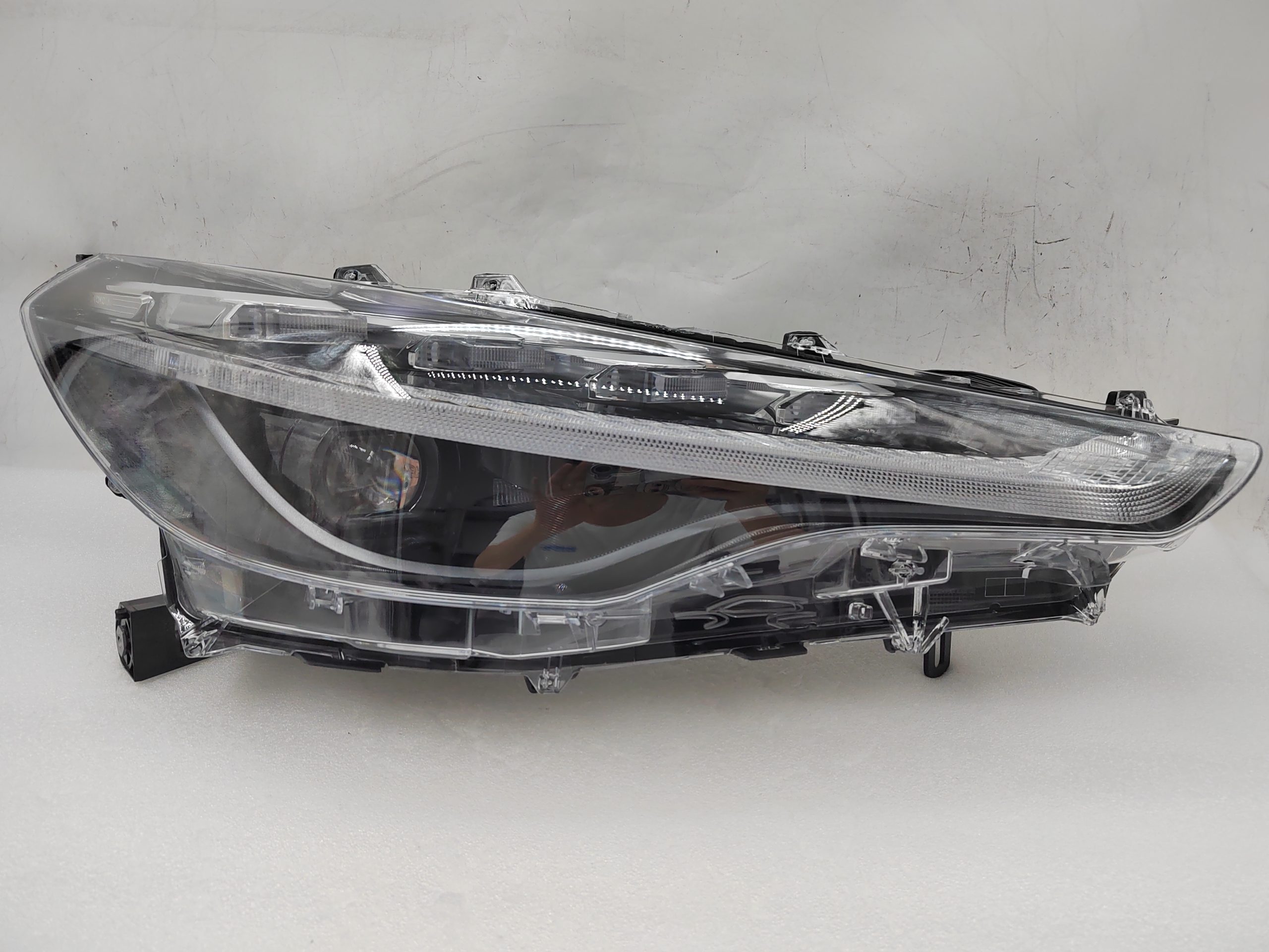 TOYOTA COROLLA CROSS 2021-2023 LED R.H.S HEADLIGHT ASSEMBLY