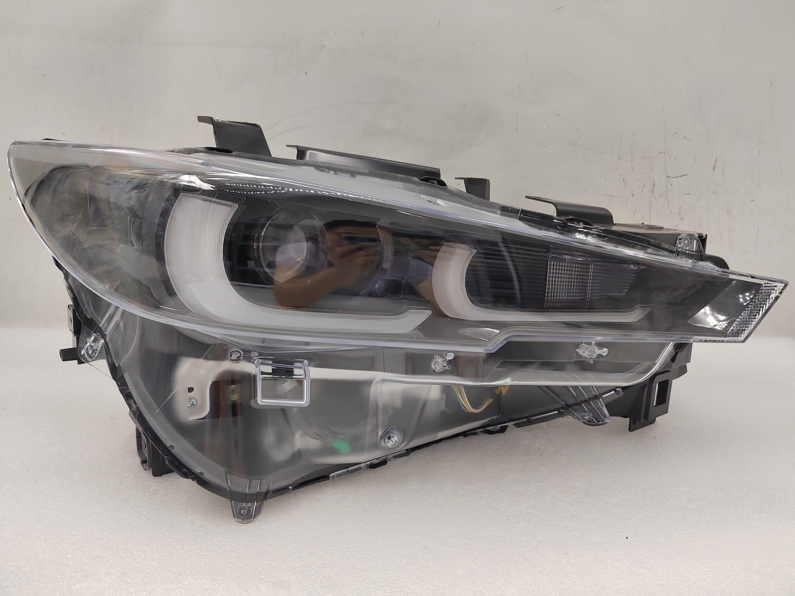 MAZDA CX-5 2022-2024 LED R.H.S HEADLIGHT ASSEMBLY