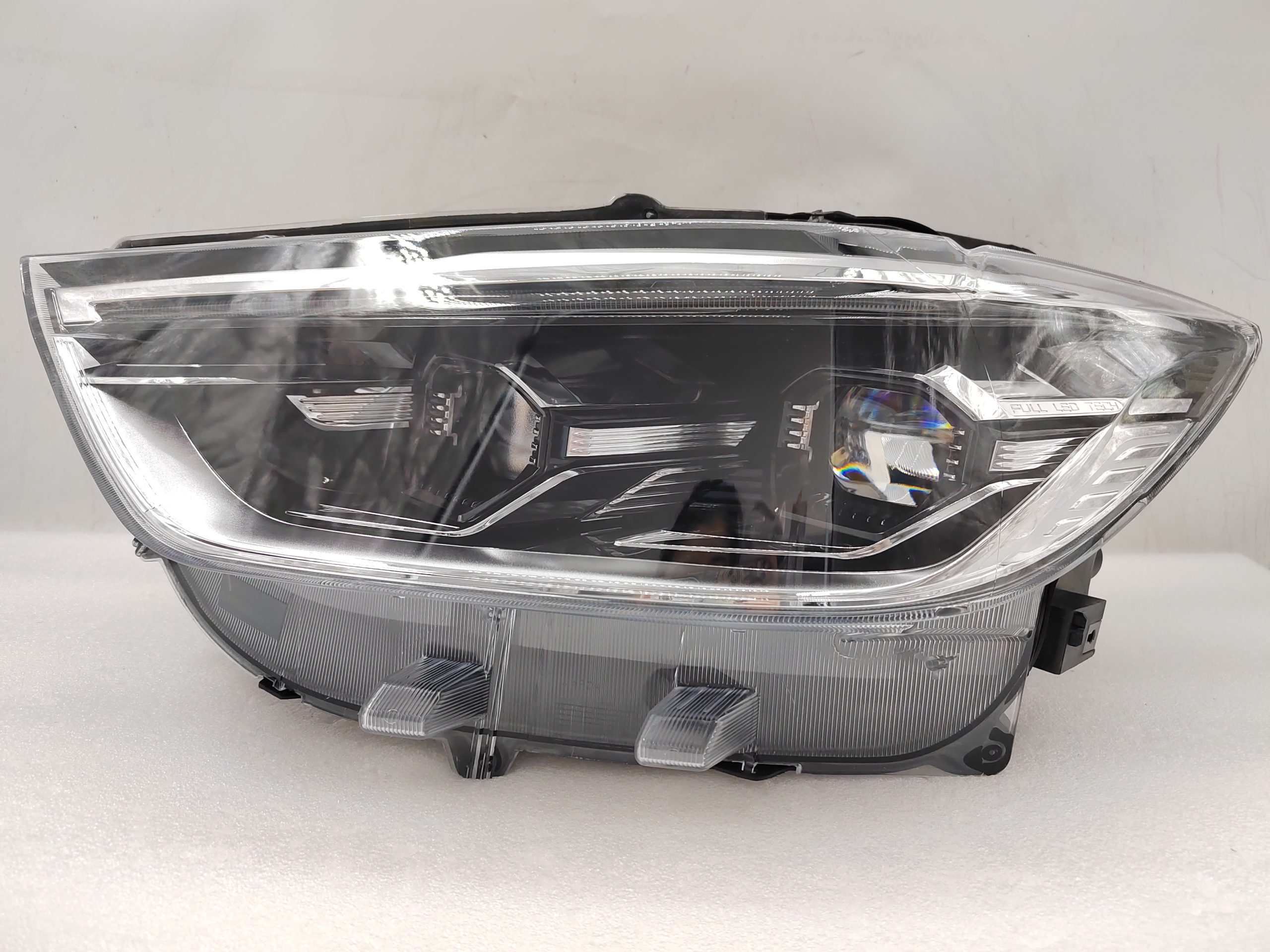 MAXUS LDV D90 2022-2024 LED L.H.S HEADLIGHT ASSEMBLY