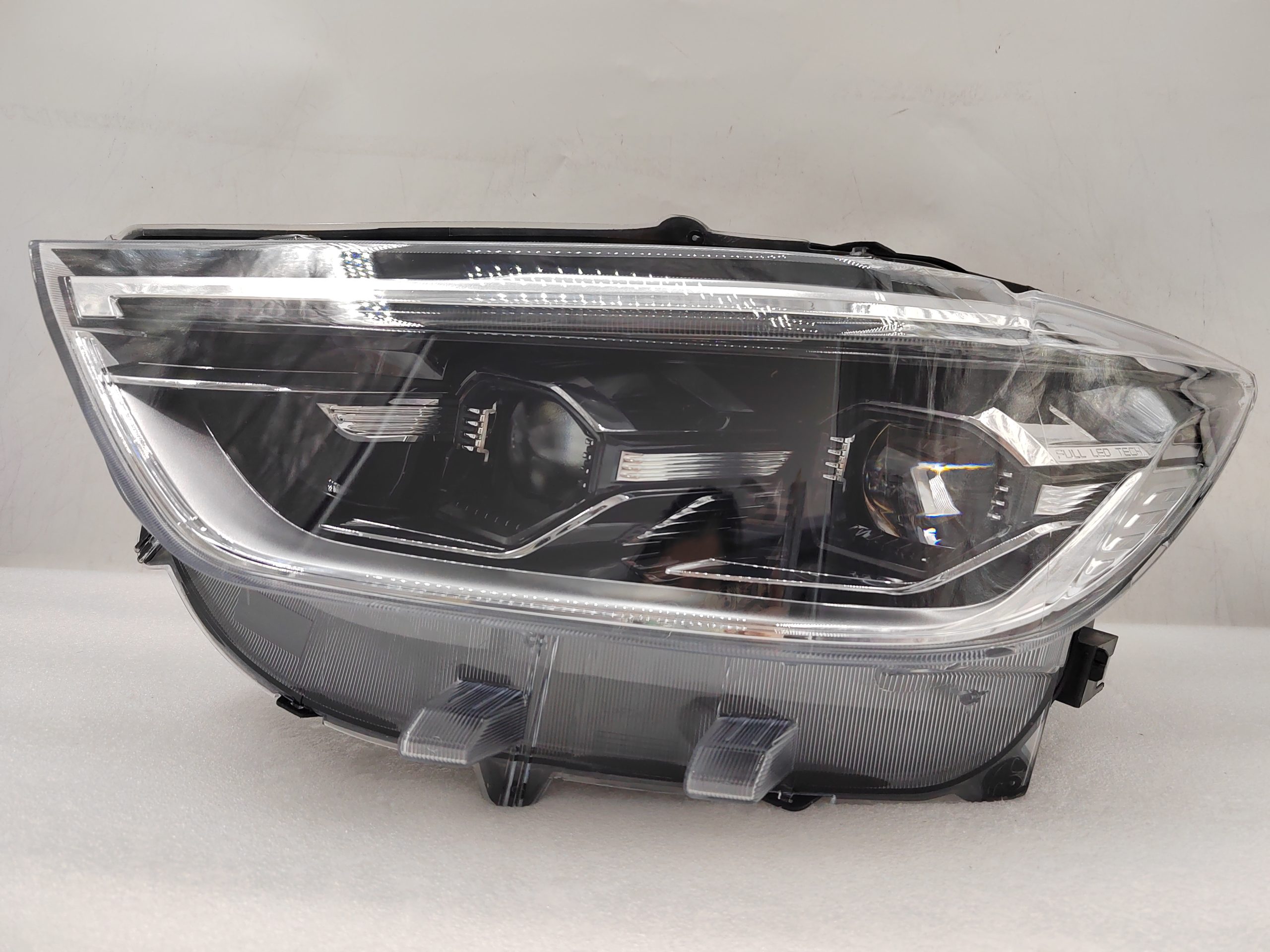 MAXUS LDV D90 2022-2024 LED L.H.S HEADLIGHT ASSEMBLY