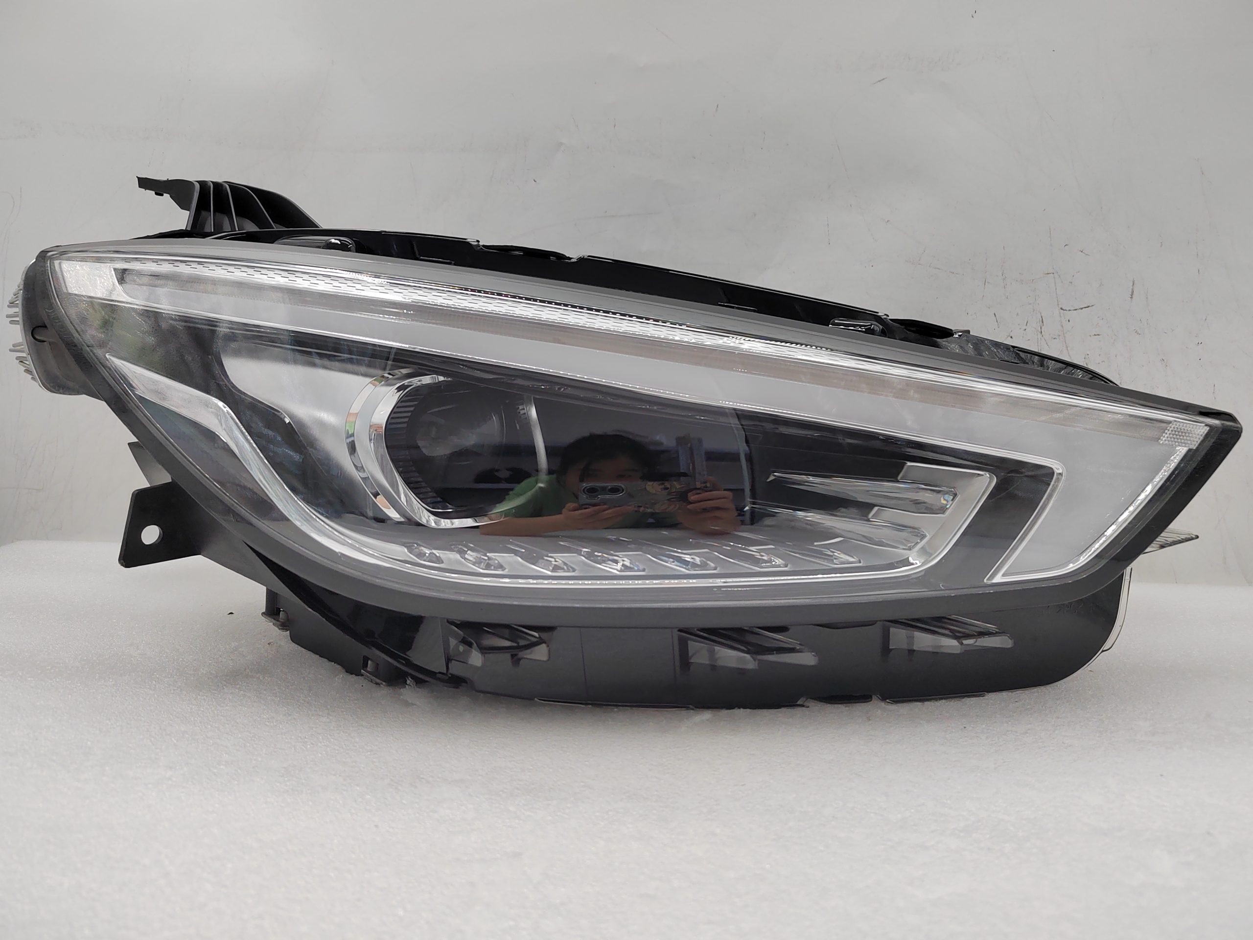 MG ZST 2021-2023 LED R.H.S HEADLIGHT ASSEMBLY