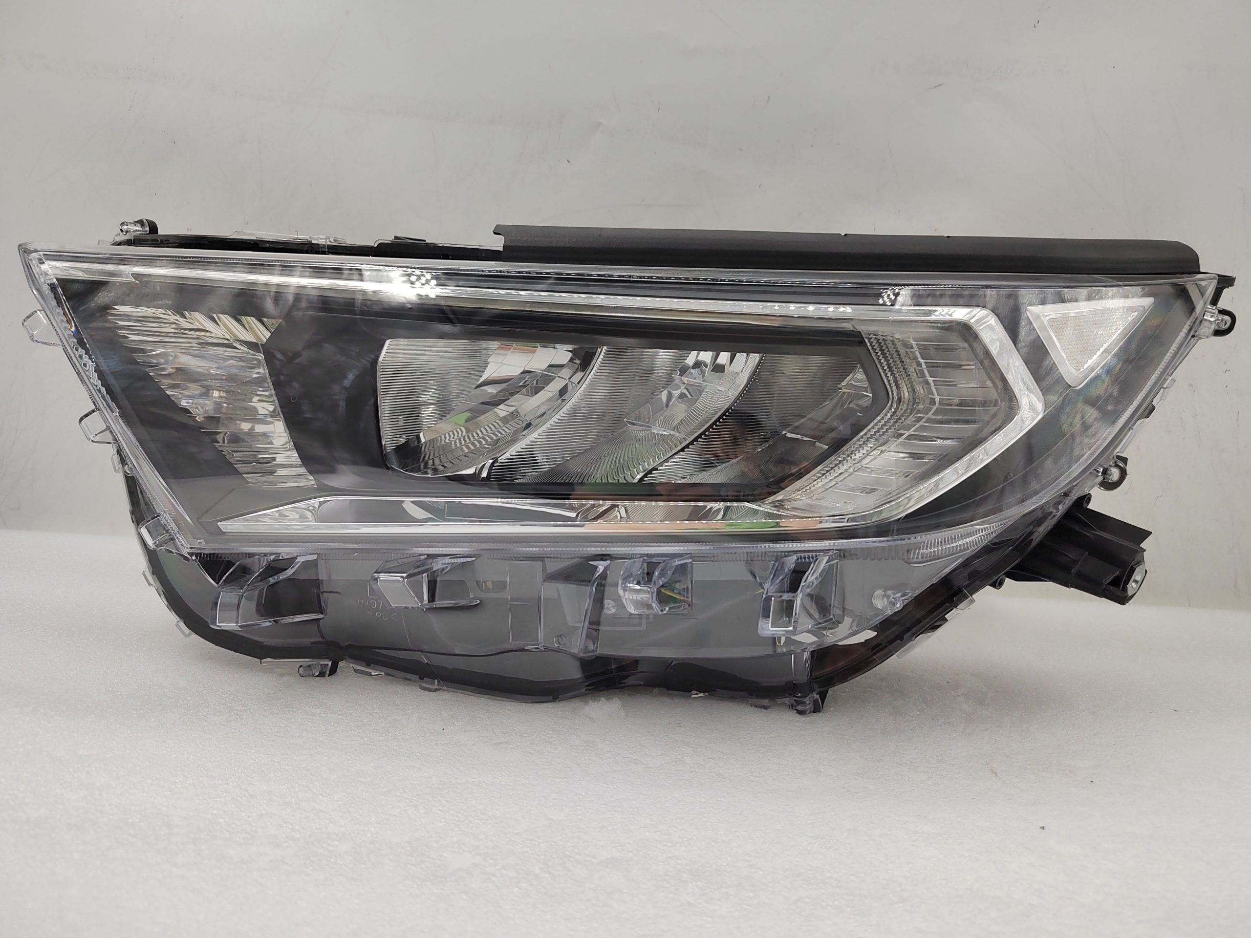 TOYOTA RAV4 V XA50 2019-2021 LED L.H.S HEADLIGHT ASSEMBLY