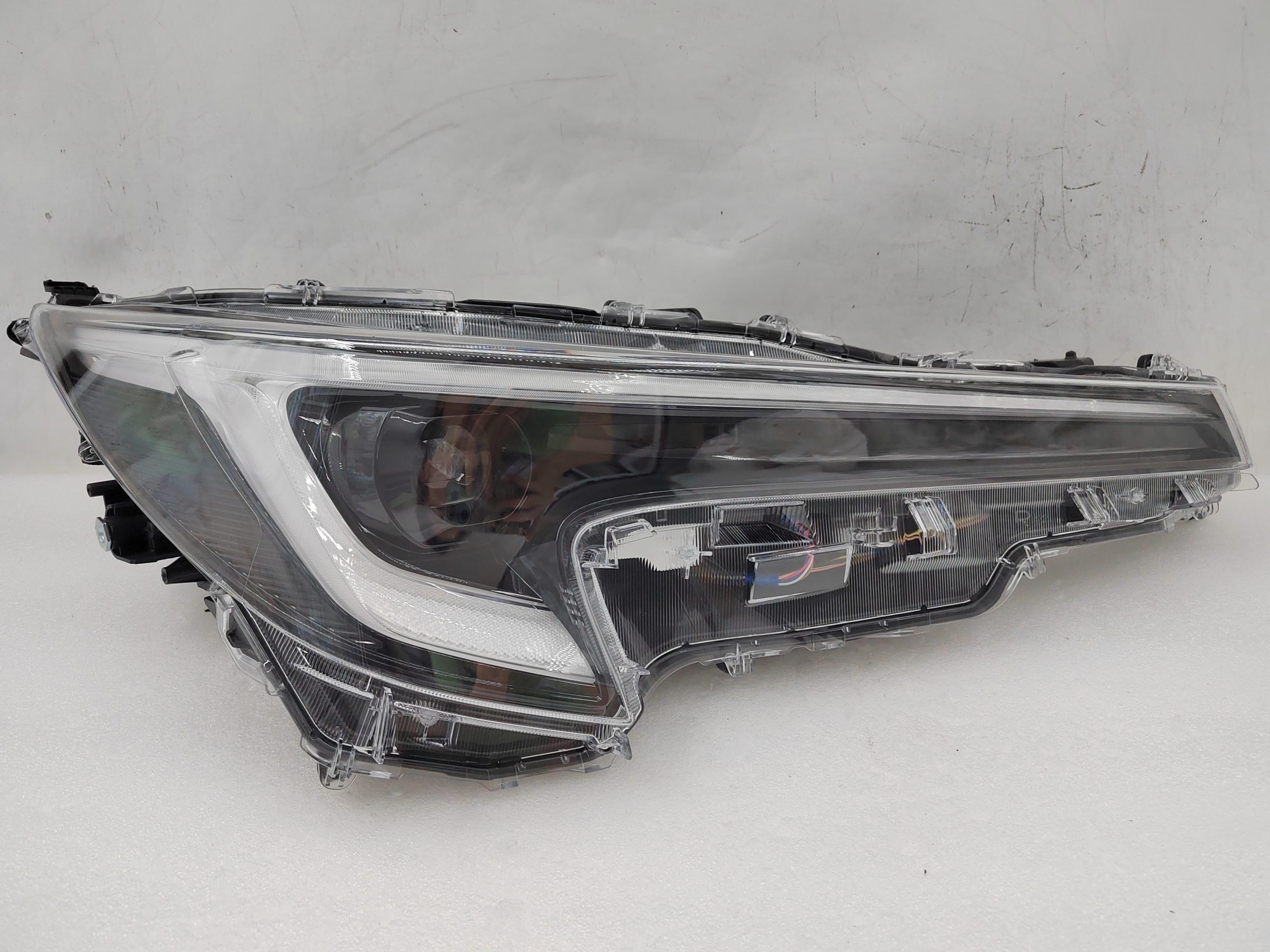 TOYOTA COROLLA 2022-2024 LED R.H.S HEADLIGHT ASSEMBLY