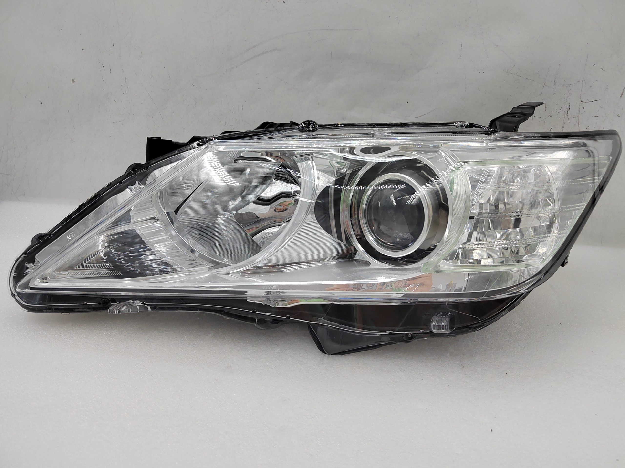 TOYOTA AURION/CAMRY ACV41L 2012-2014 XENON L.H.S HEADLIGHT ASSEMBLY
