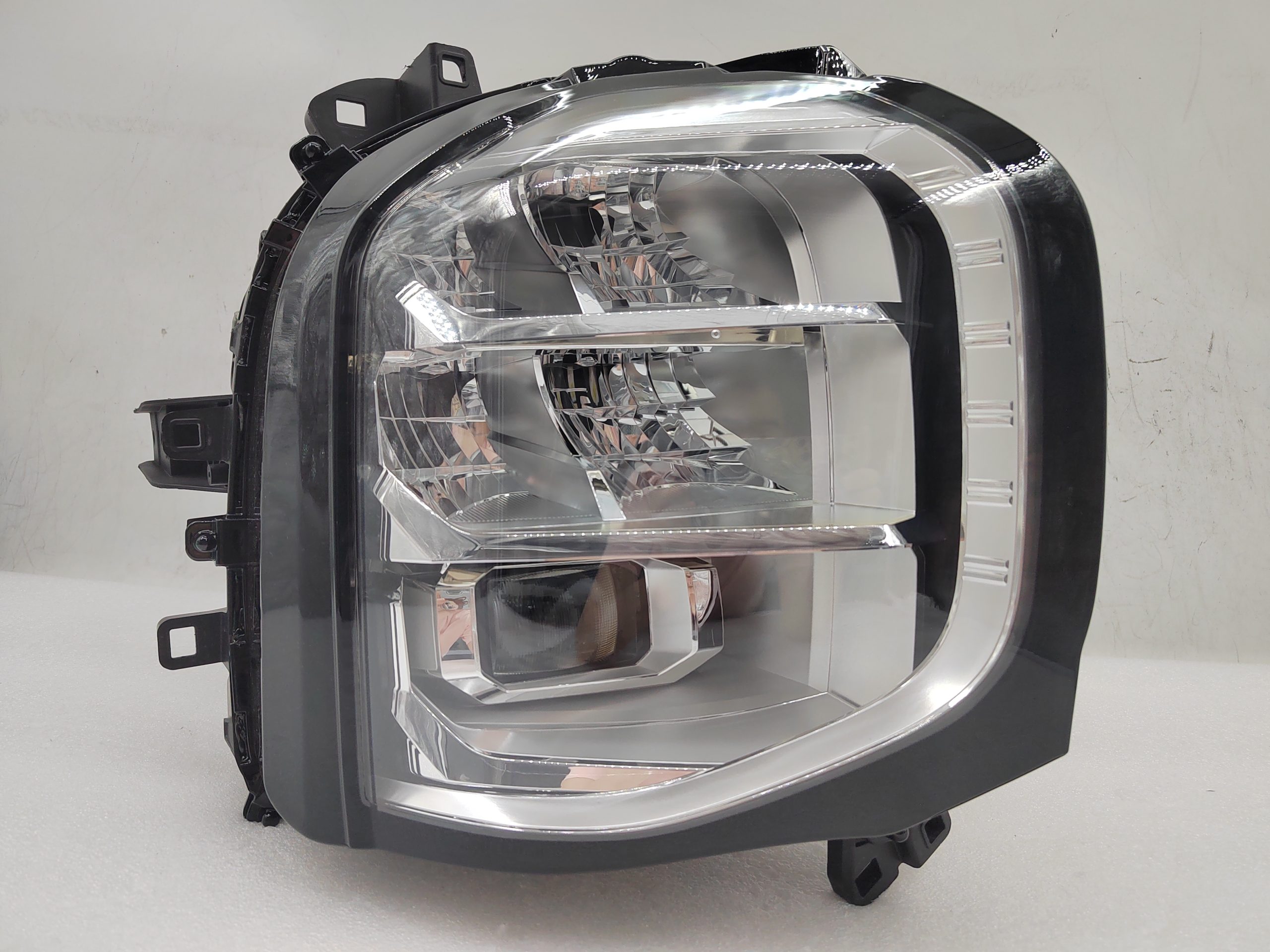 MITSUBISHI OUTLANDER 2021-2023 LED R.H.S HEADLIGHT ASSEMBLY