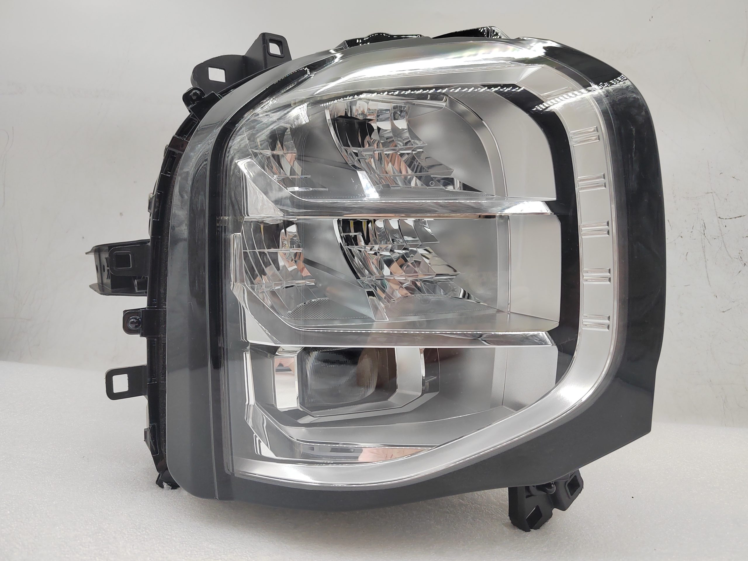 MITSUBISHI OUTLANDER 2021-2023 LED R.H.S HEADLIGHT ASSEMBLY